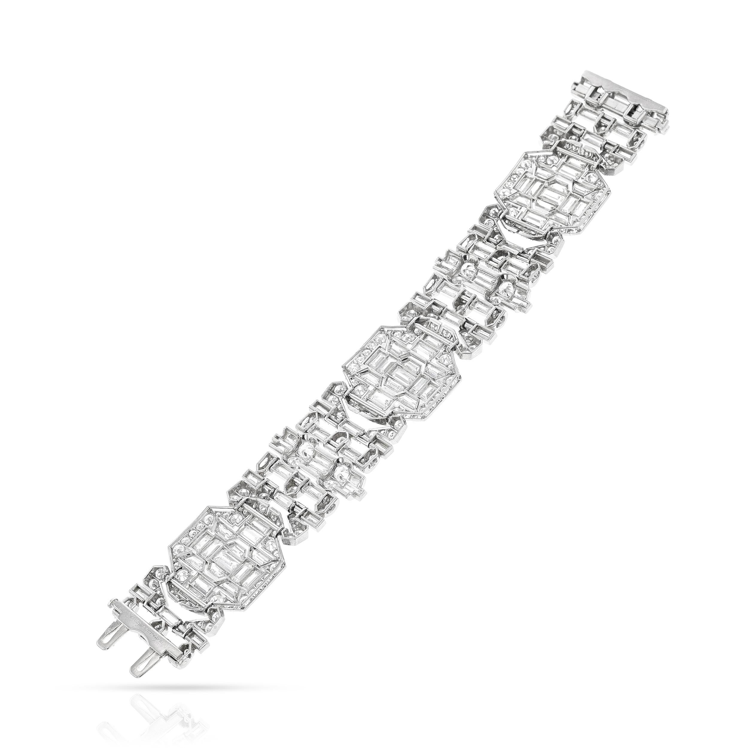 Mauboussin Paris Art Deco Diamond and Platinum Bracelet In Excellent Condition For Sale In New York, NY