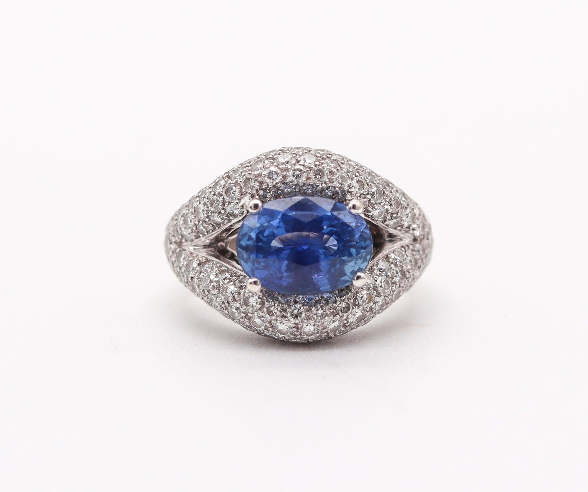 MAUBOUSSIN Paris Cocktail Ring In 18Kt Gold With 6.58 Ctw Sapphire & Diamonds In Excellent Condition For Sale In Miami, FL