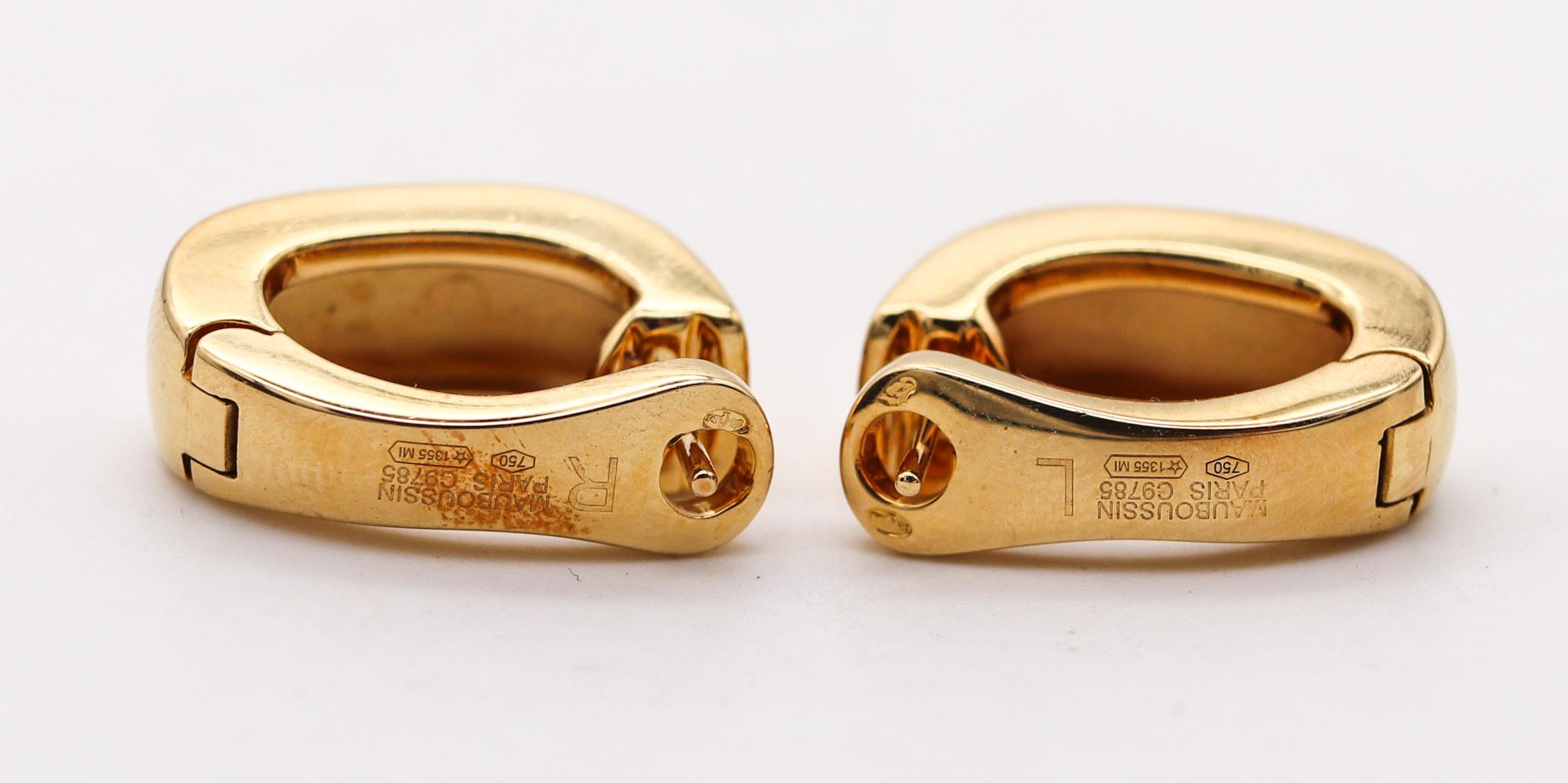 Mauboussin Paris Modern Pair Of Huggie Earrings In Solid 18Kt Yellow Gold In Excellent Condition For Sale In Miami, FL