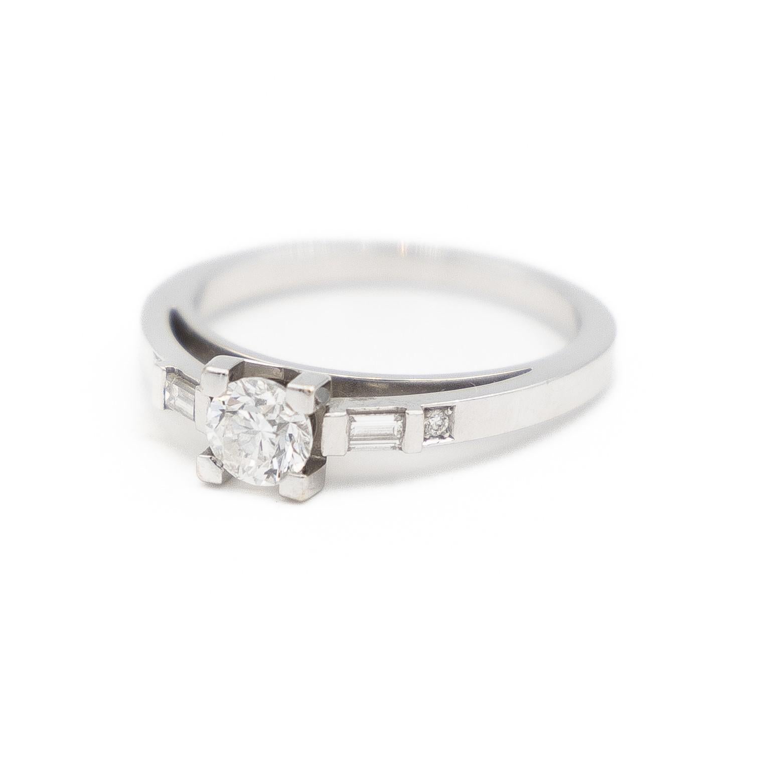 Brilliant Cut Mauboussin Ring Courtisane White Gold Diamond For Sale