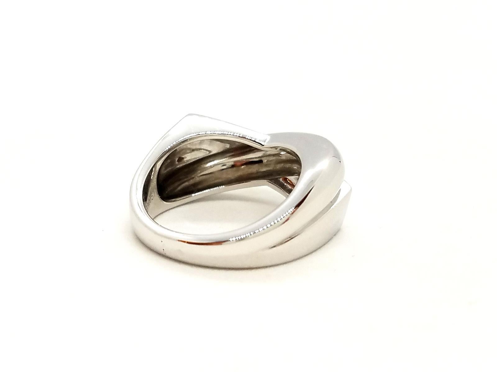 Ring En corps et encore aus Weißgold von Mauboussin im Angebot 5