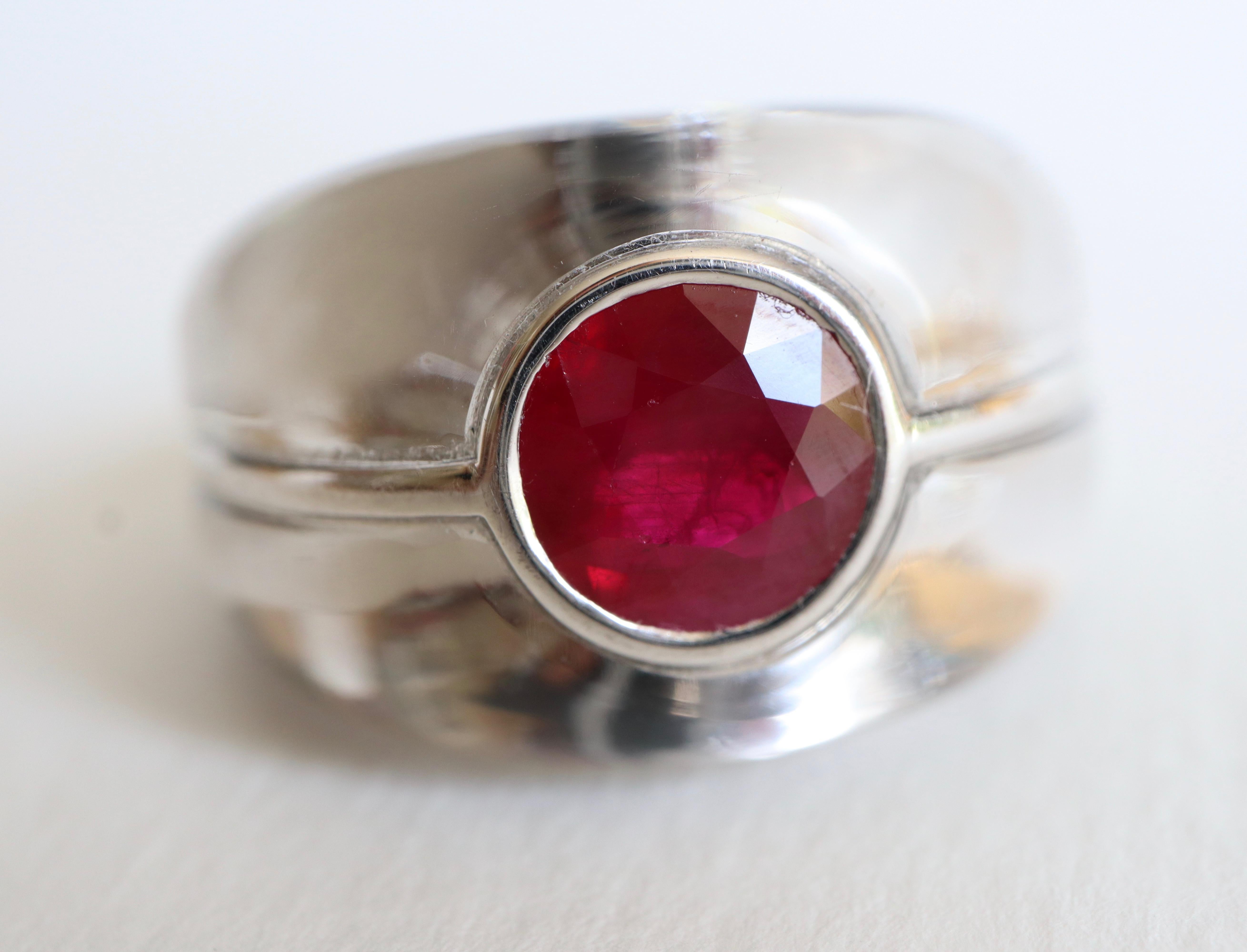 Mauboussin Ring in Rock Crystal and Ruby 3 Carat and 18 Carat White Gold For Sale 6