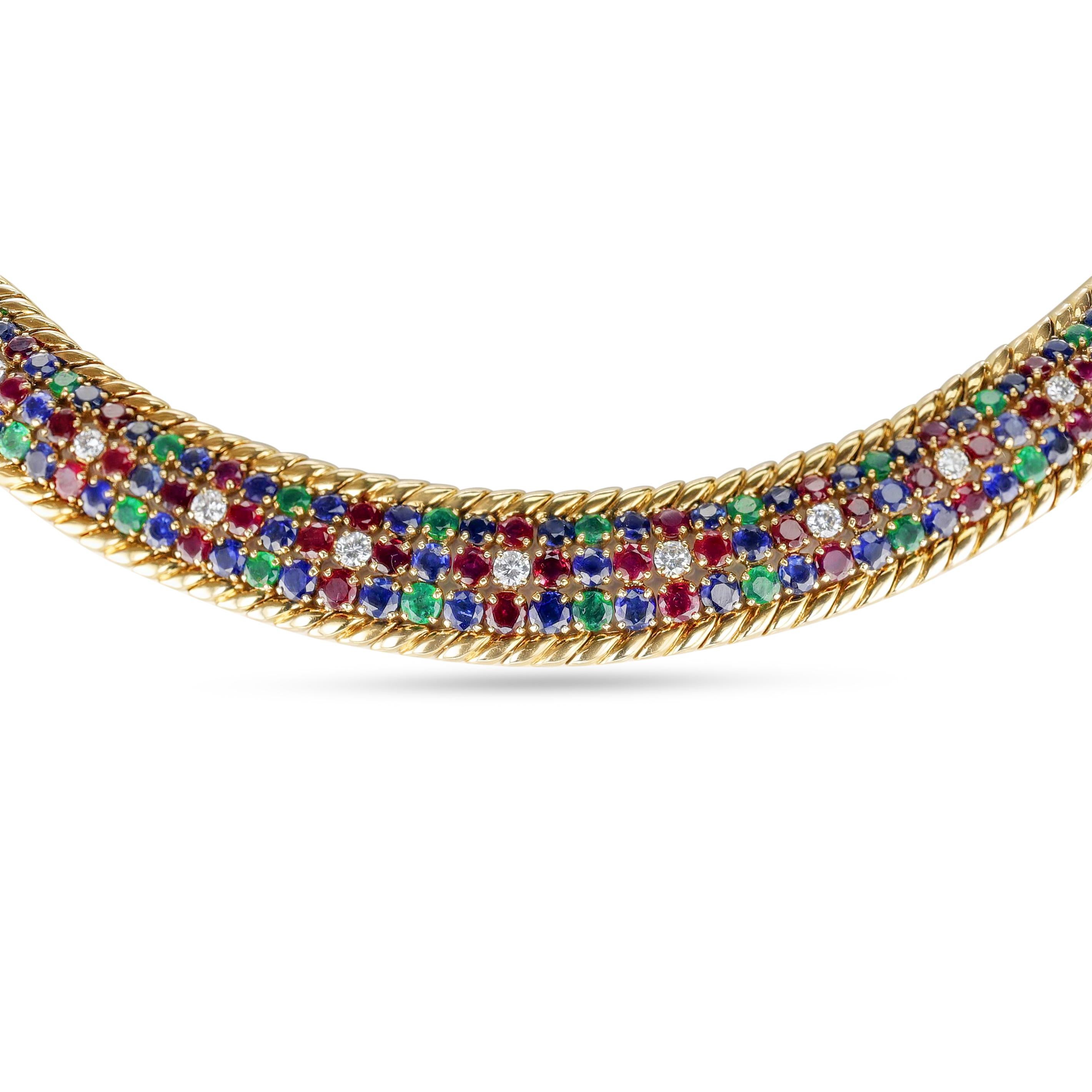Taglio rotondo Collana Mauboussin con rubini, smeraldi, zaffiri e diamanti, 18 ct. in vendita