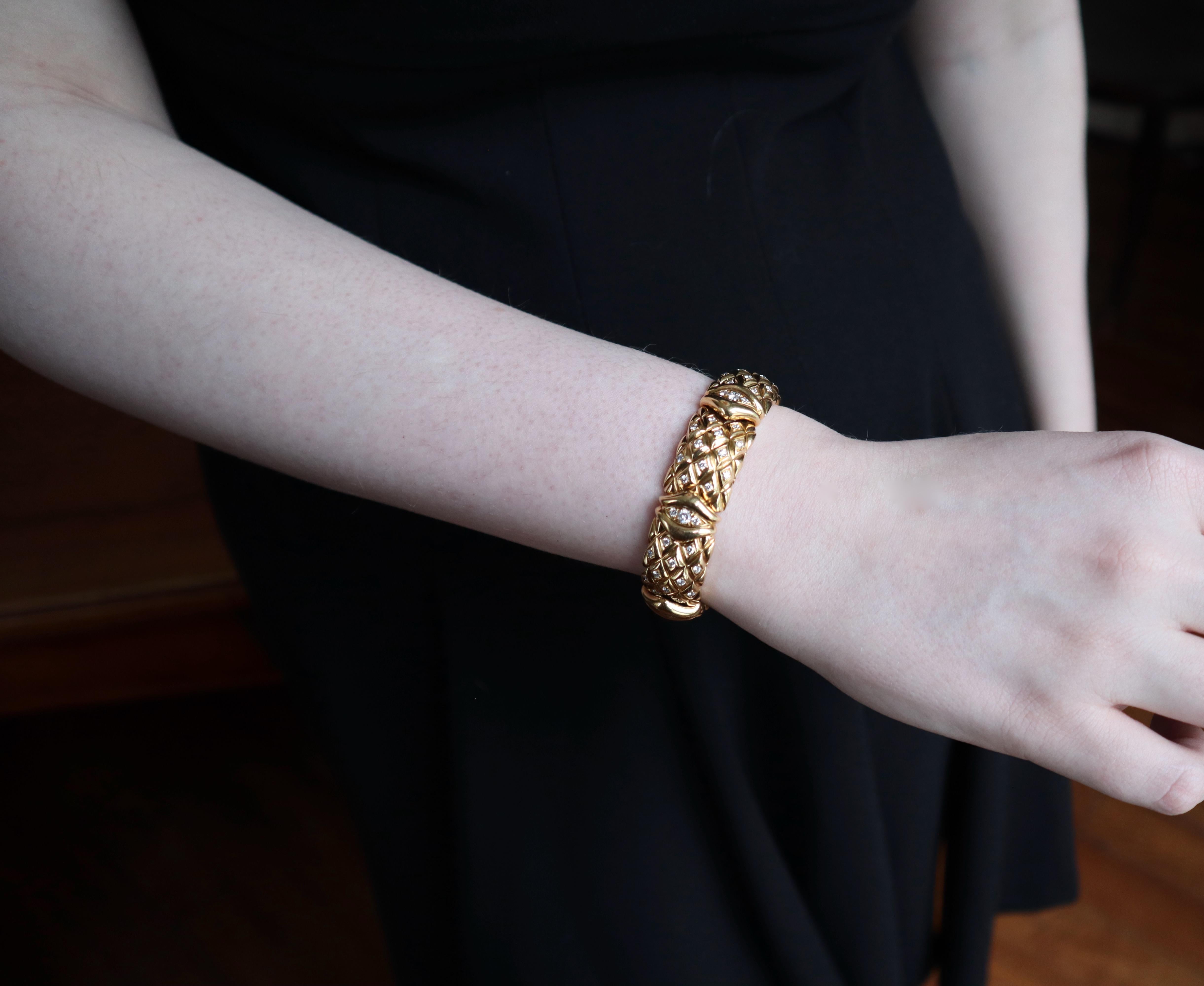 Mauboussin Semi-Rigid Bracelet in 18 Kt Yellow Gold and Diamonds For Sale 6
