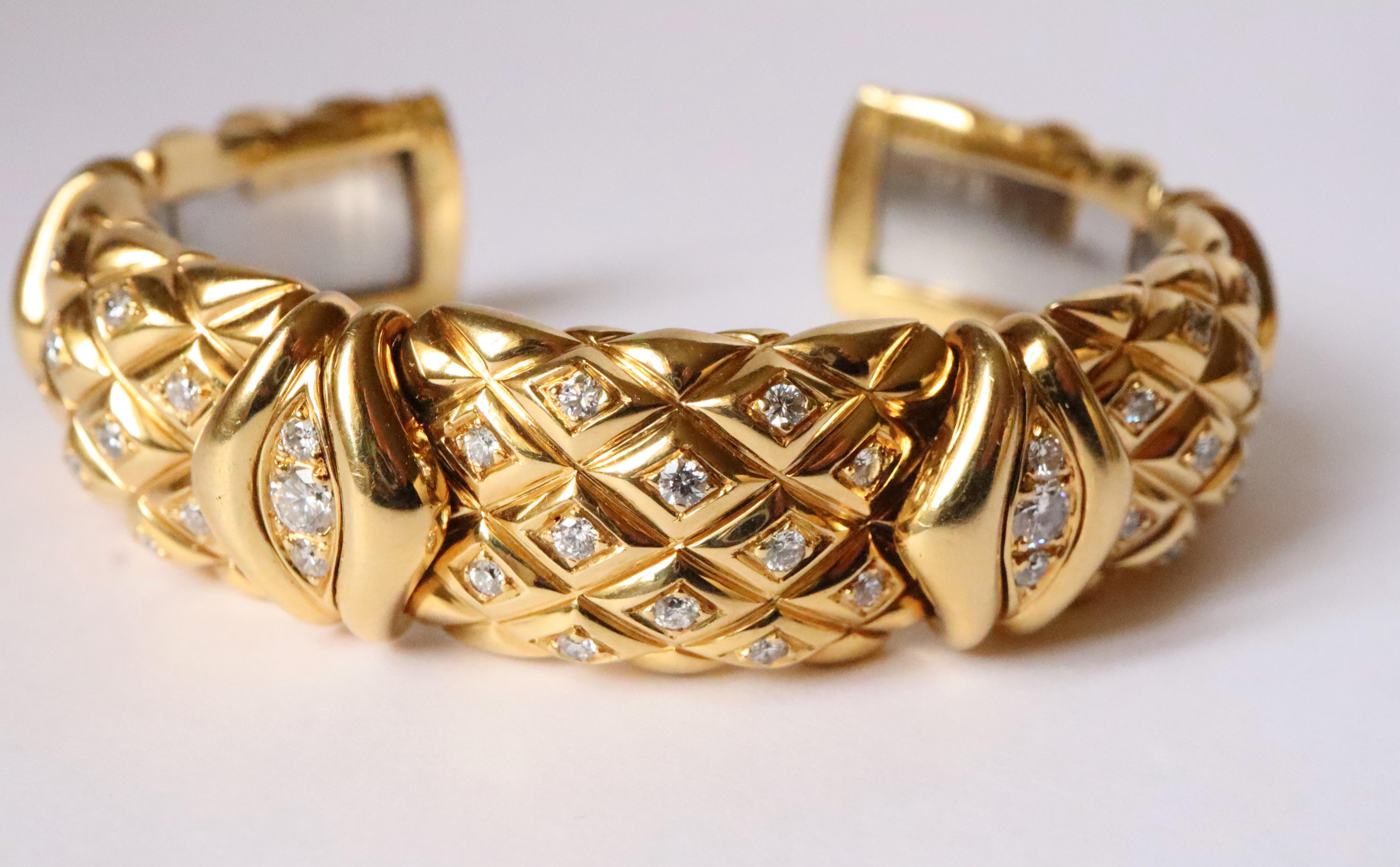 Mauboussin Semi-Rigid Bracelet in 18 Kt Yellow Gold and Diamonds For Sale 1