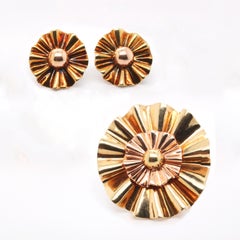 Mauboussin Trabert & Hoeffer Reflexion Gold Ohrclips und Brosche Set circa 1940s