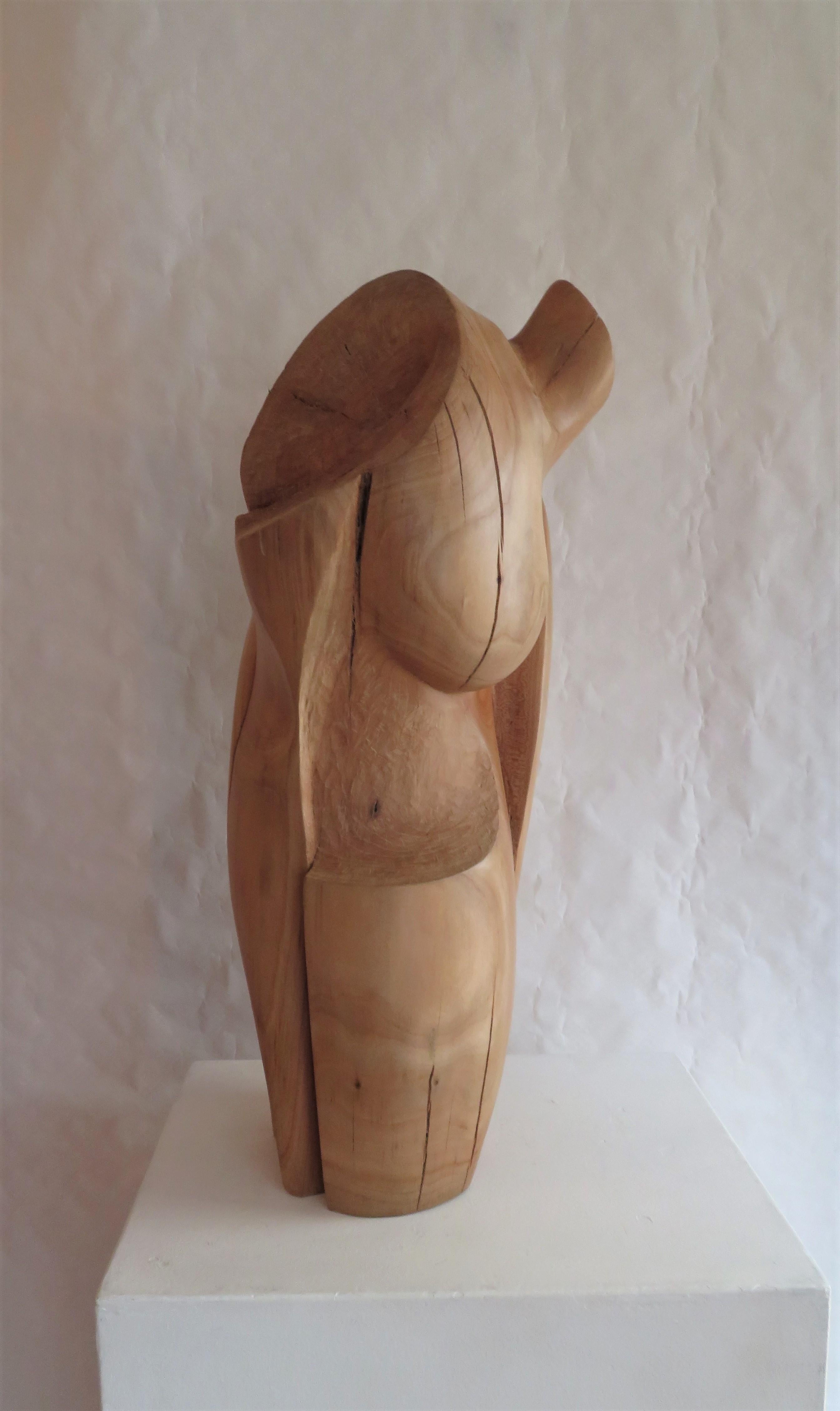 Unique piece, plum tree wood

Maud Bora or Maud is a French sculptor born in 1949 who lives and works in Saint Germain-de-la-Grange, in the Yvelines in France. She mainly works with stone, wood and marble. She was introduced to the stone carving in