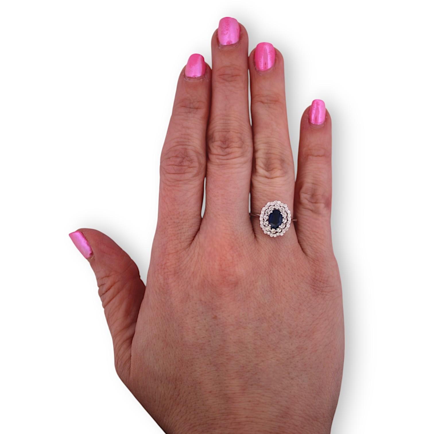 Modern Maude  14k White Gold Ring with 1 ct Natural Oval Sapphire For Sale