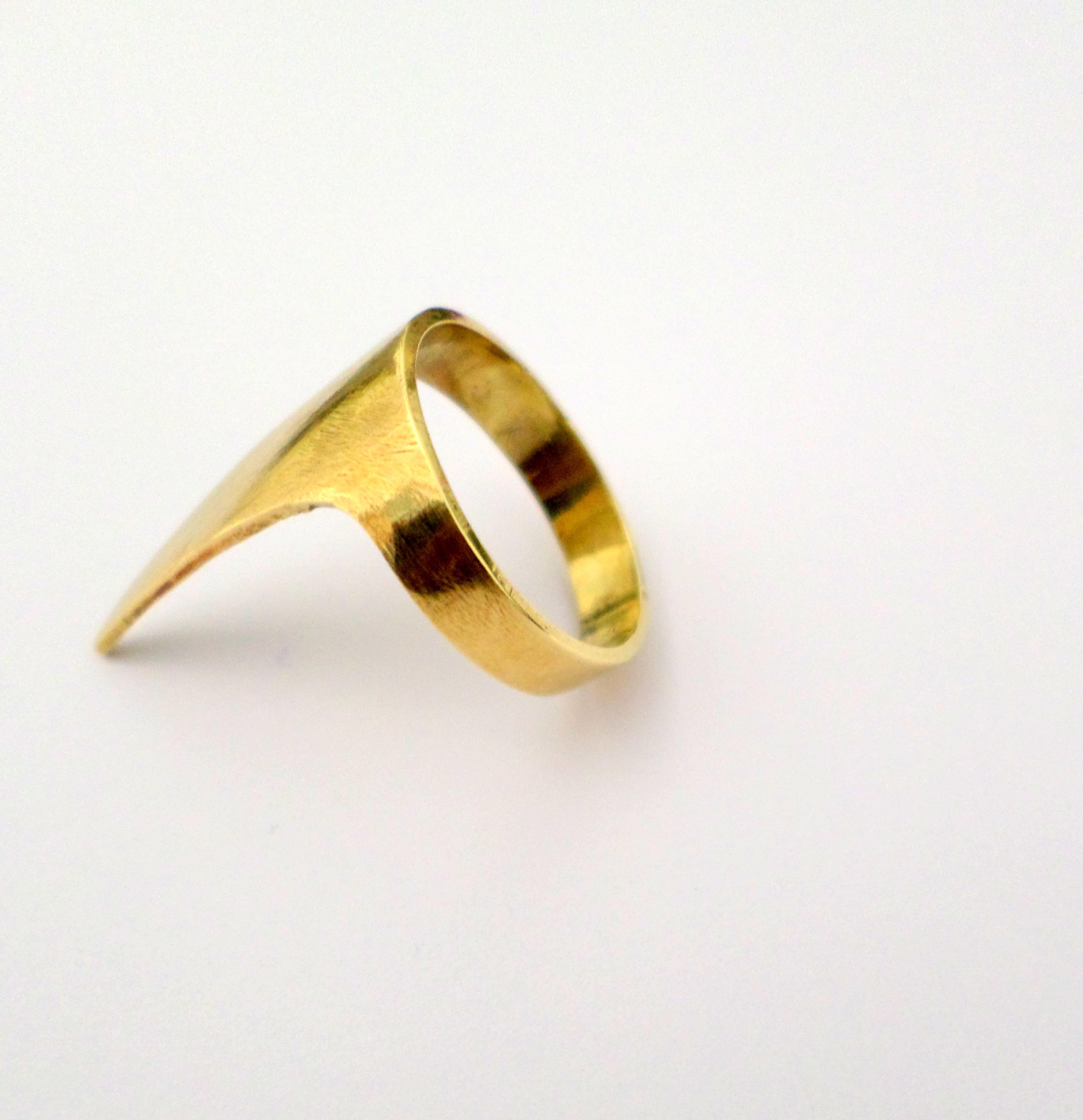 For Sale:  MAUKE V JEWELRY Brass Ring Claw 3