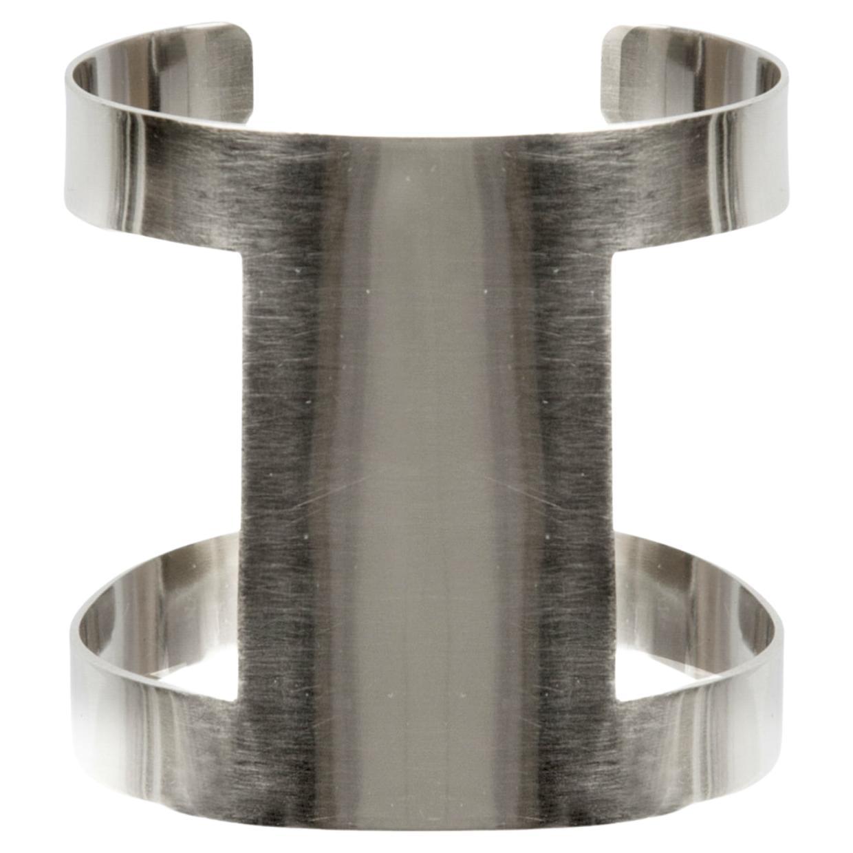 MAUKE V JEWELRY Sterling Silver Statement Cuff with Shiny Finish For Sale