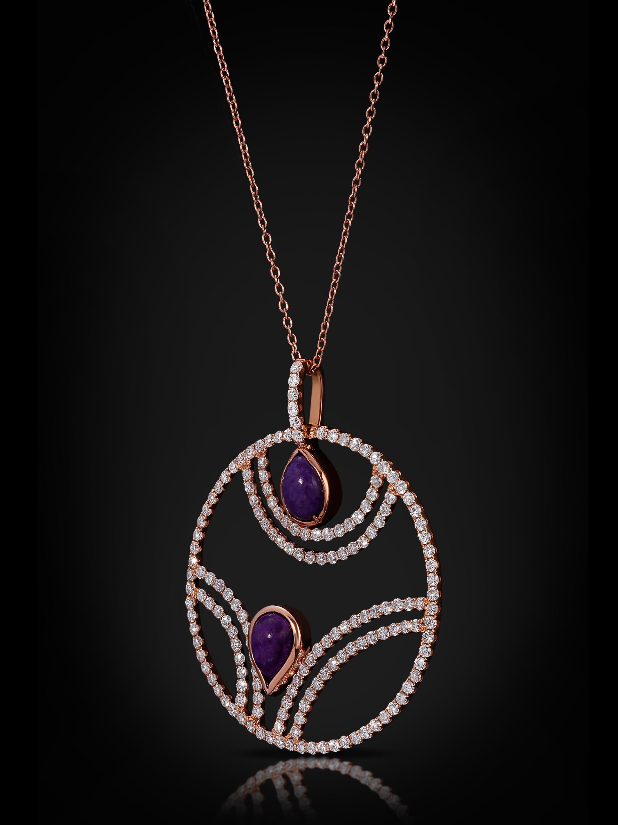 Radiance in Every Detail
This exquisite necklace is a testament to impeccable gold work and luxurious design. Expertly handcrafted, its intricate circular pattern showcases unparalleled artistry, with each curve and line of 18K rose gold carefully