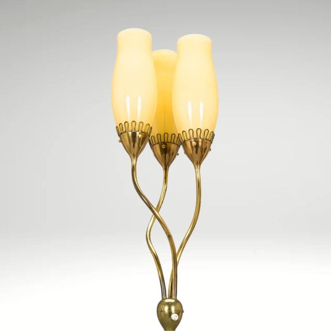 Finnish Rare Mauri Almari '62046' Brass Floor Lamp for Idman, Finland, 1950s For Sale