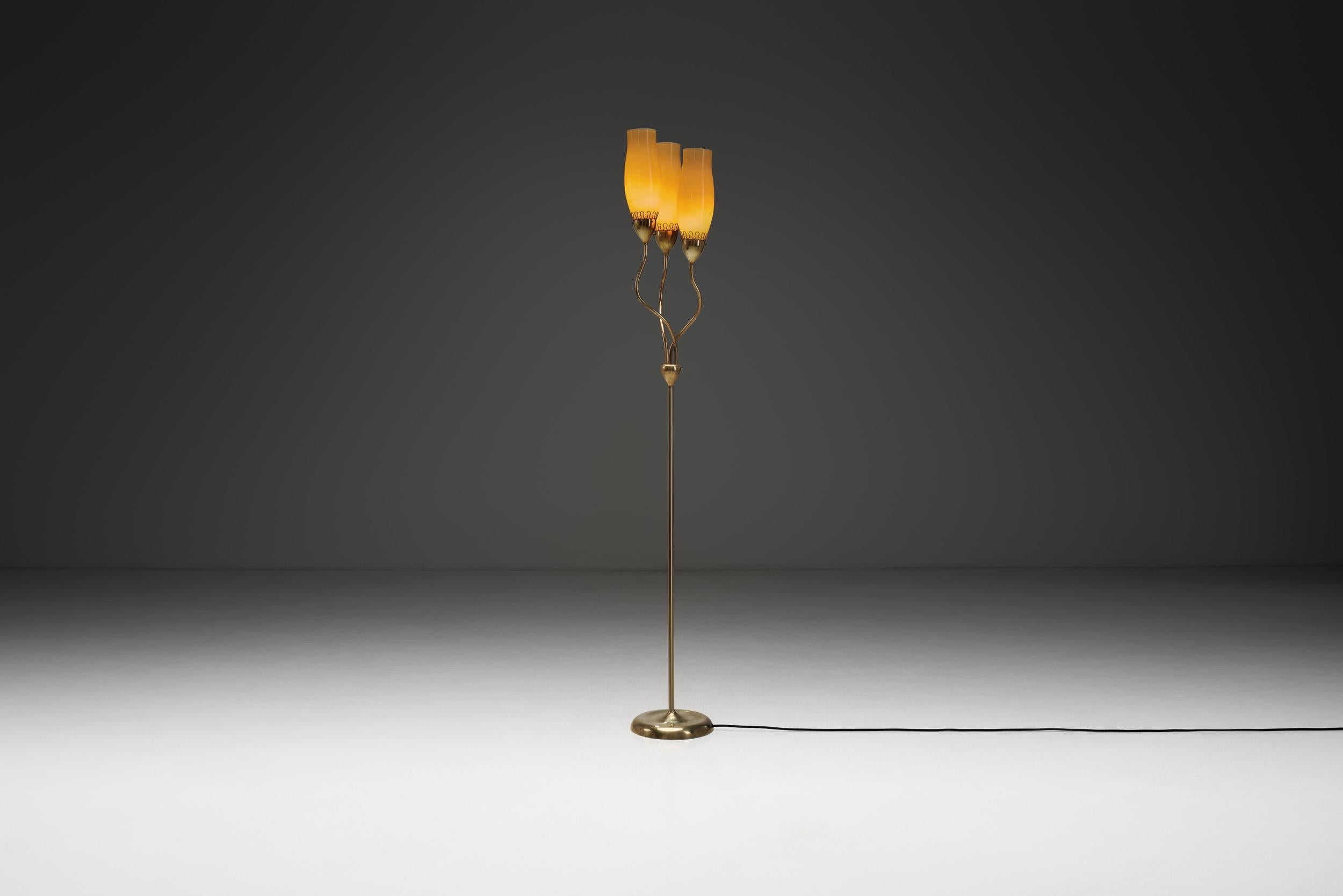 Milieu du XXe siècle Lampadaire modèle 