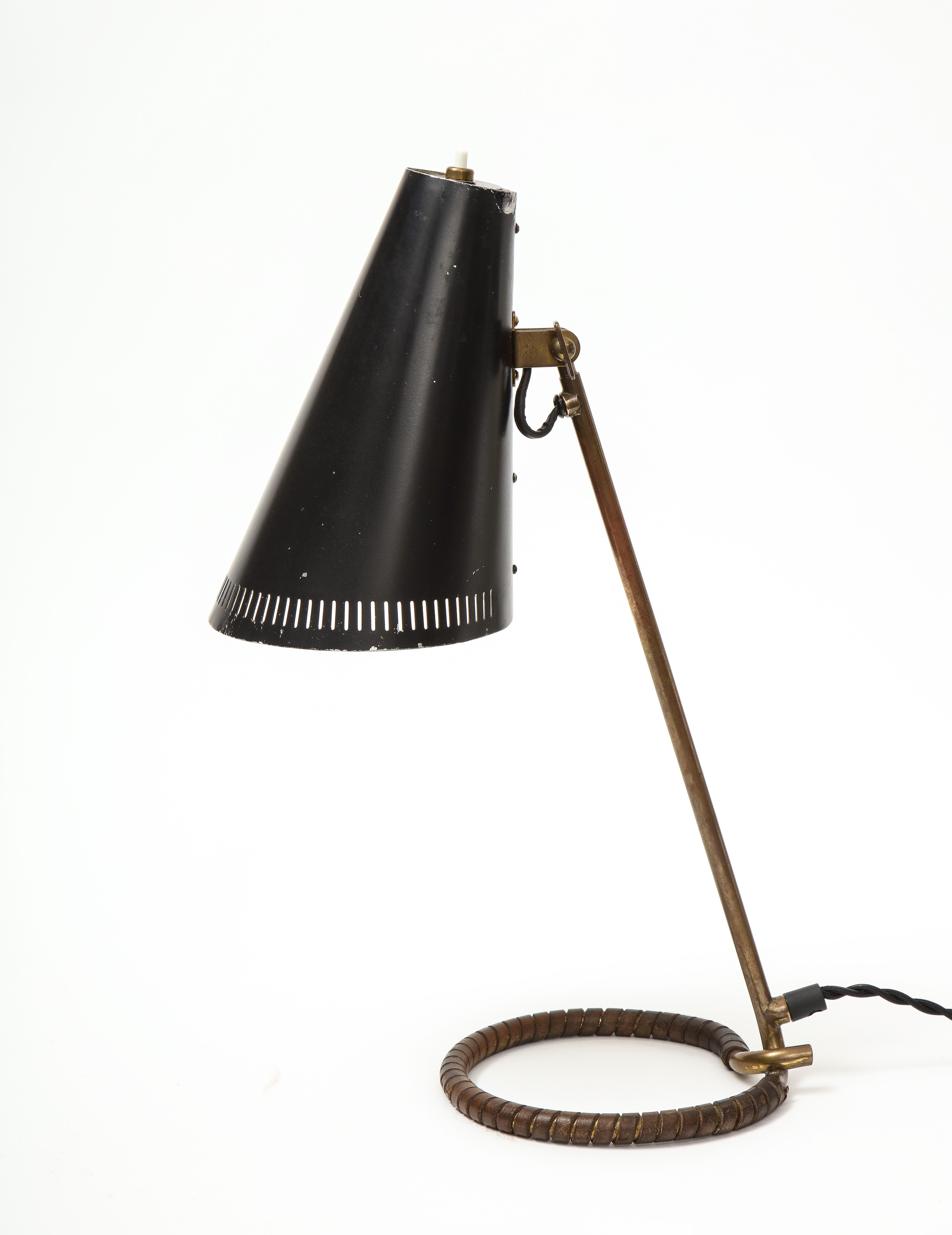 Mauri Almari Model K11-15 Table Lamp, Finland, circa 1950s 3