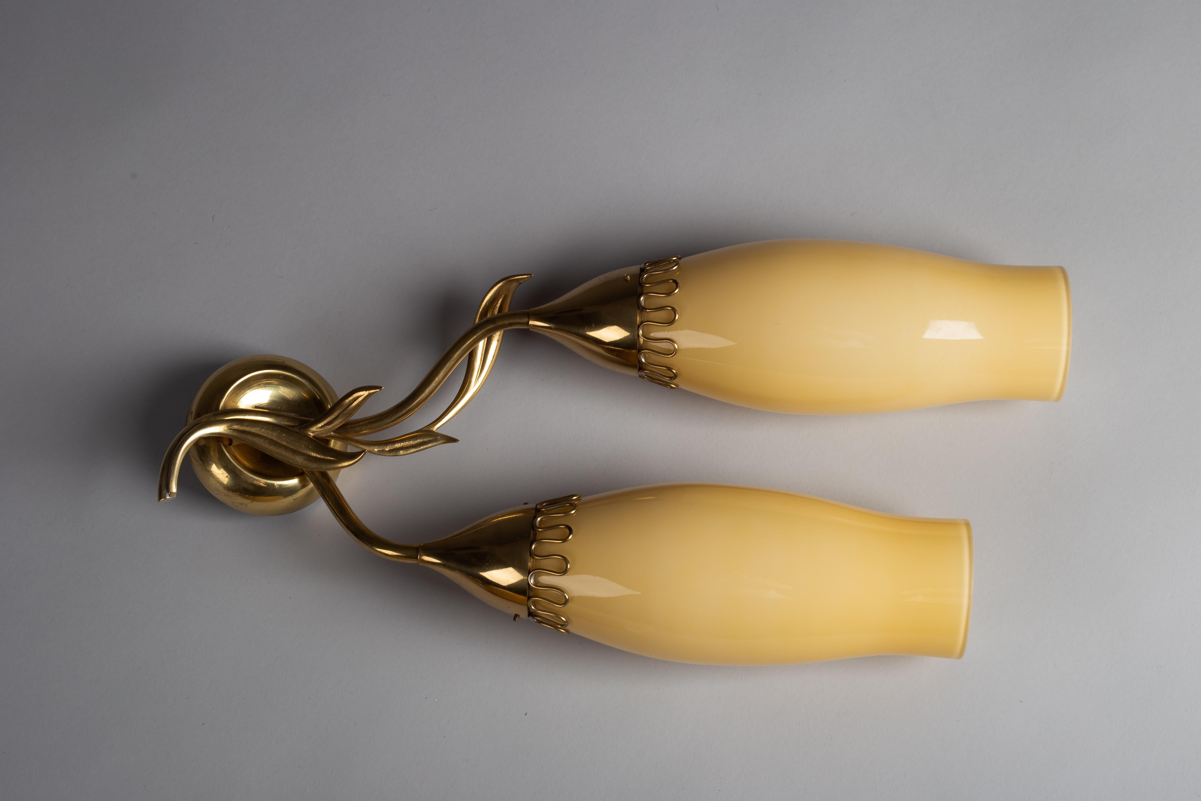 Mauri Almari, pair of mid-century modern brass wall sconces for Idman Oy 6