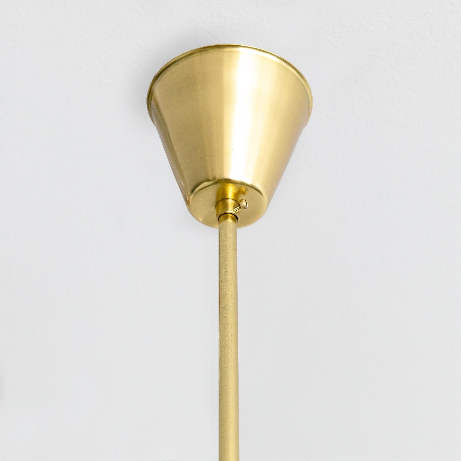 20th Century Mauri Almari, Scandinavain Modern 3-Arm Pendant in Brass by Idman Oy For Sale