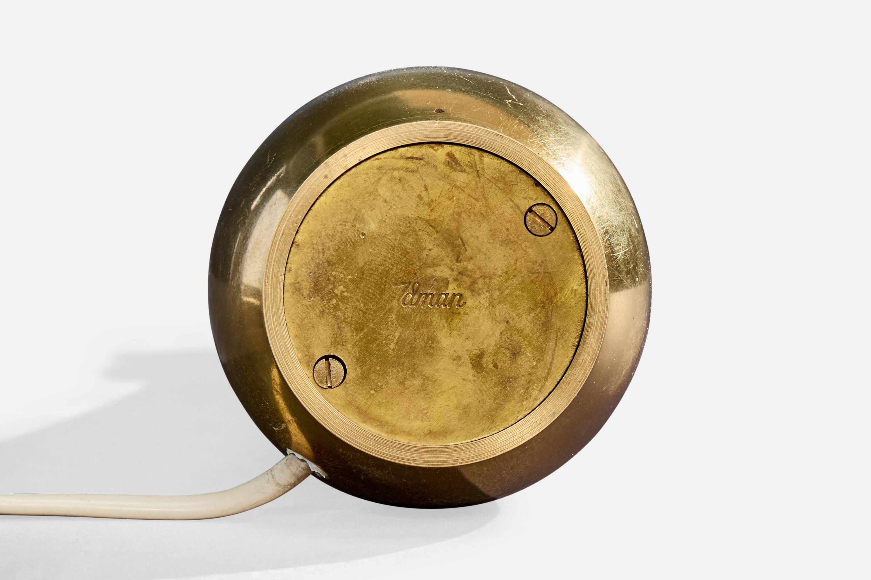 Mauri Almari, Lámpara de mesa, Latón, Finlandia, años 50 en venta 1
