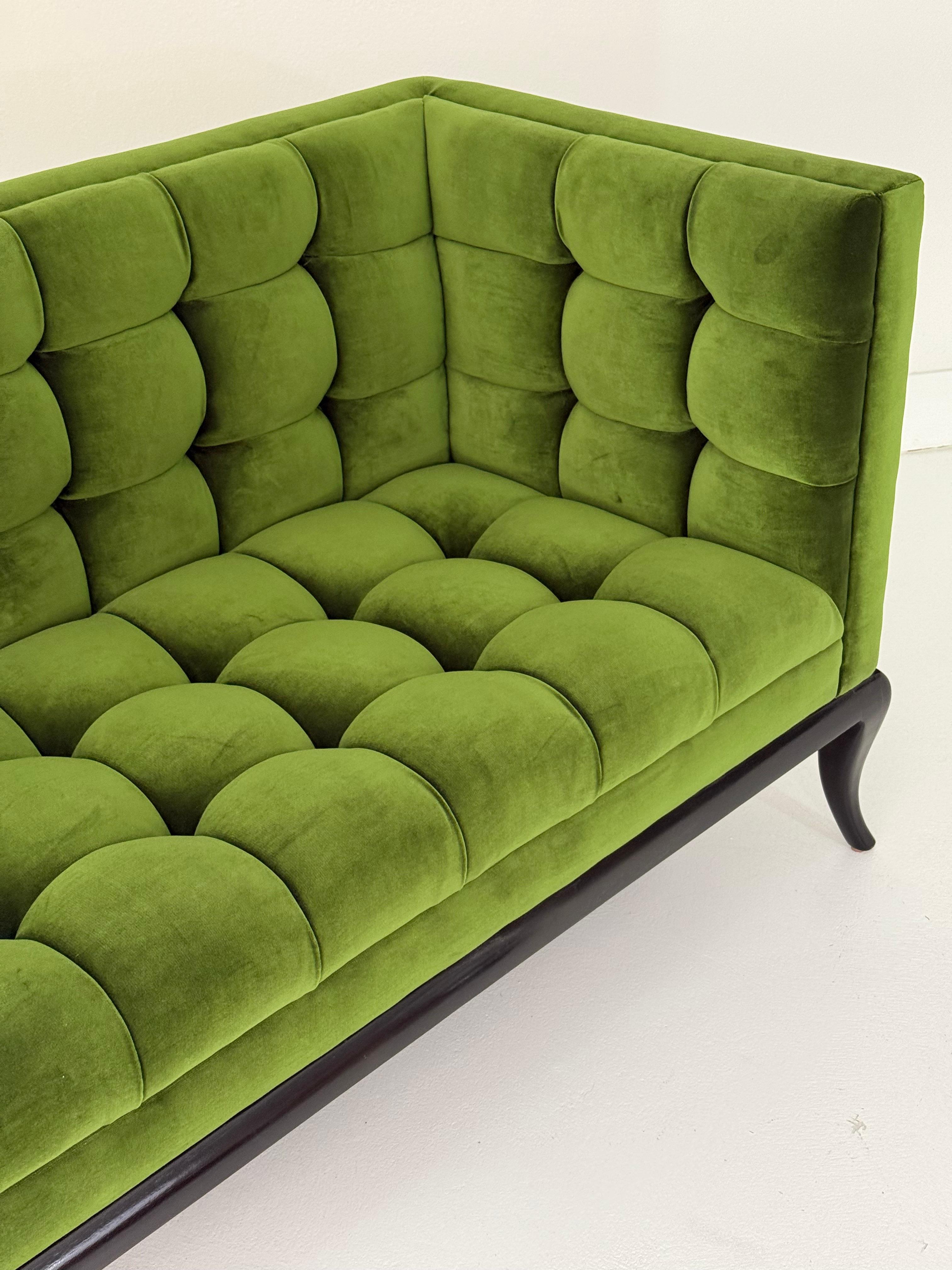 Sillón Maurice Bailey para Monteverdi-Young, base espresso, recién restaurado mediados del siglo XX en venta