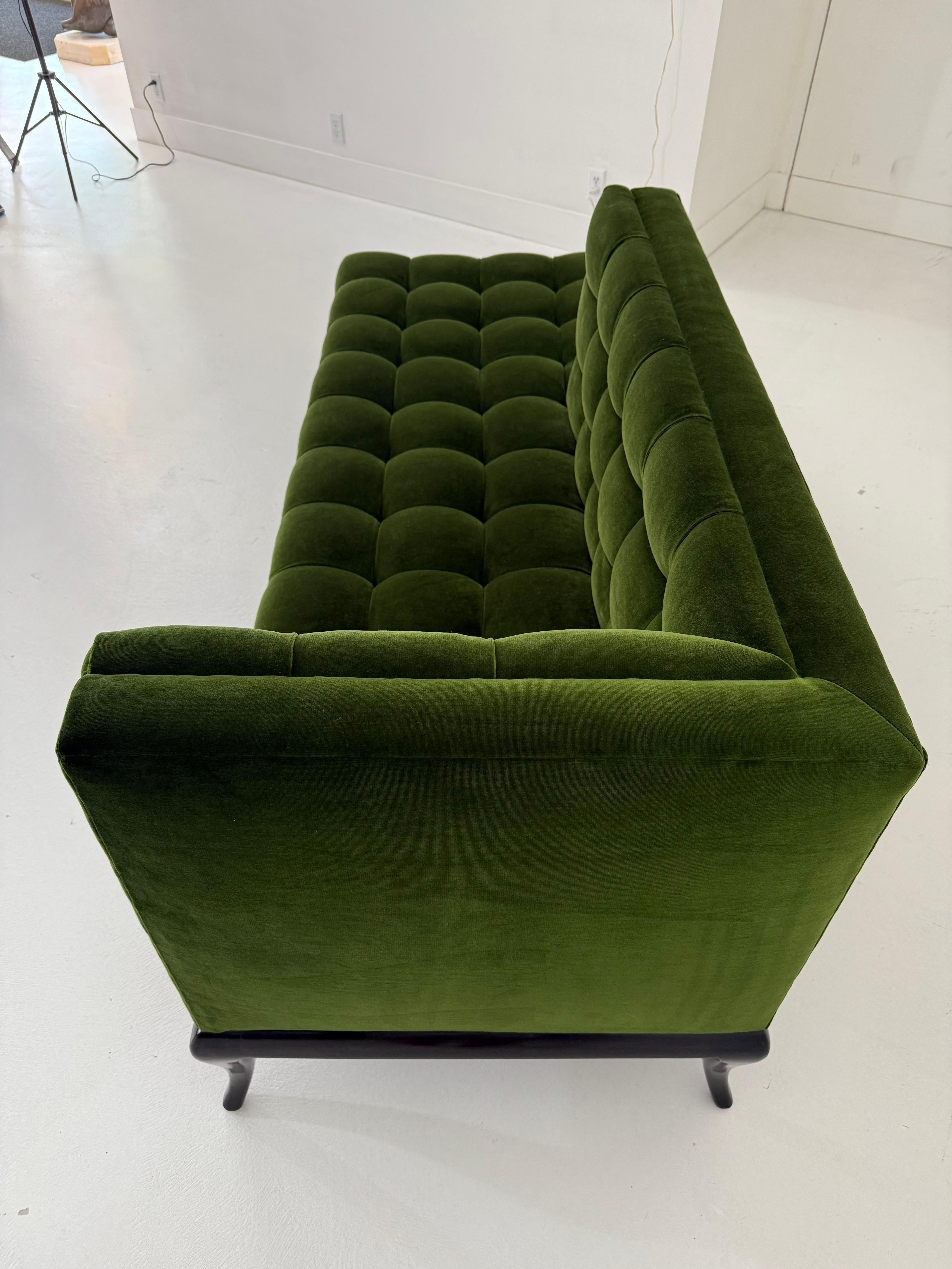 Sillón Maurice Bailey para Monteverdi-Young, base espresso, recién restaurado en venta 1
