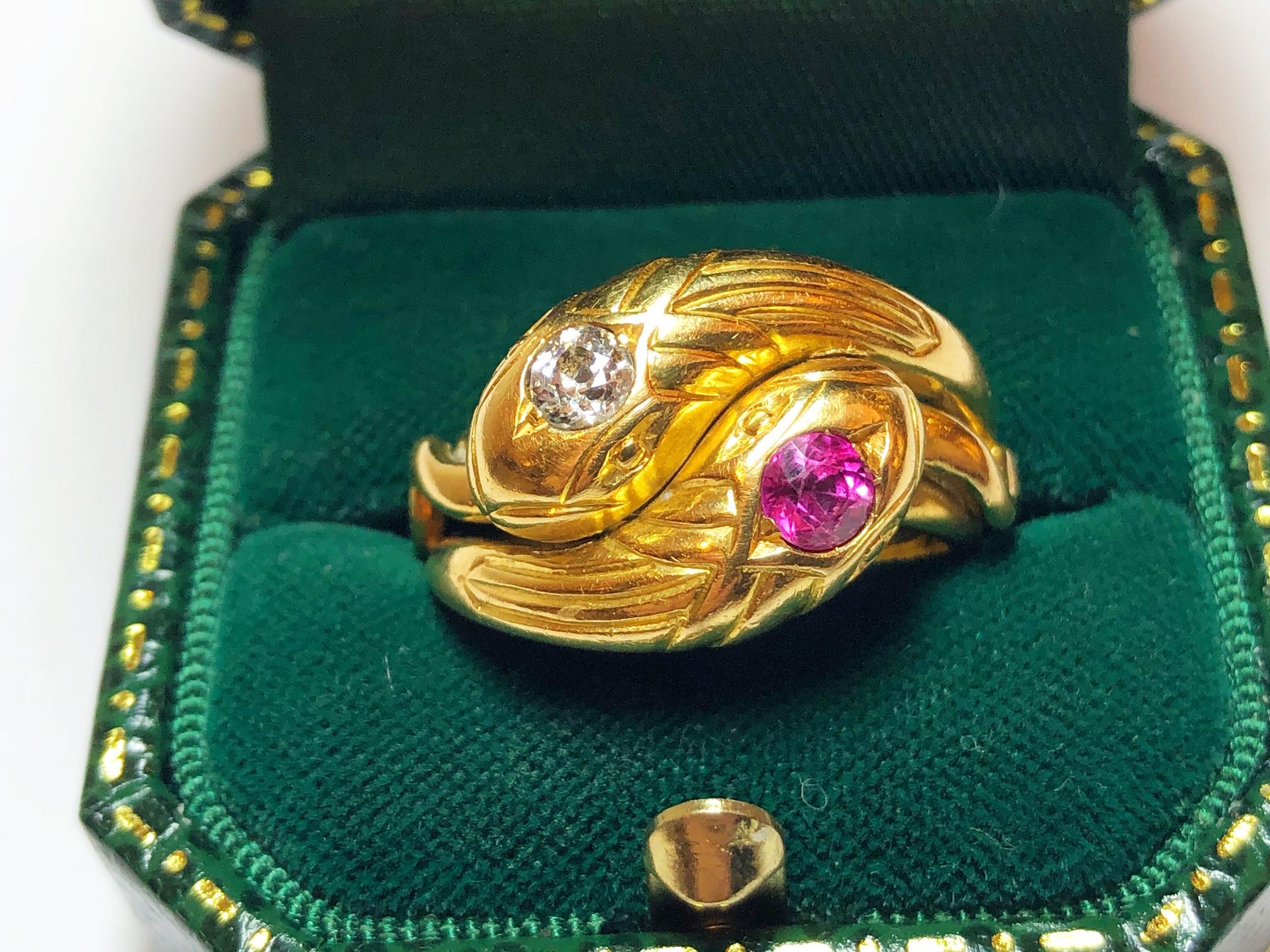 Maurice Beck Französischer Jugendstil Rubin und Diamant Schlangenring (Art nouveau)