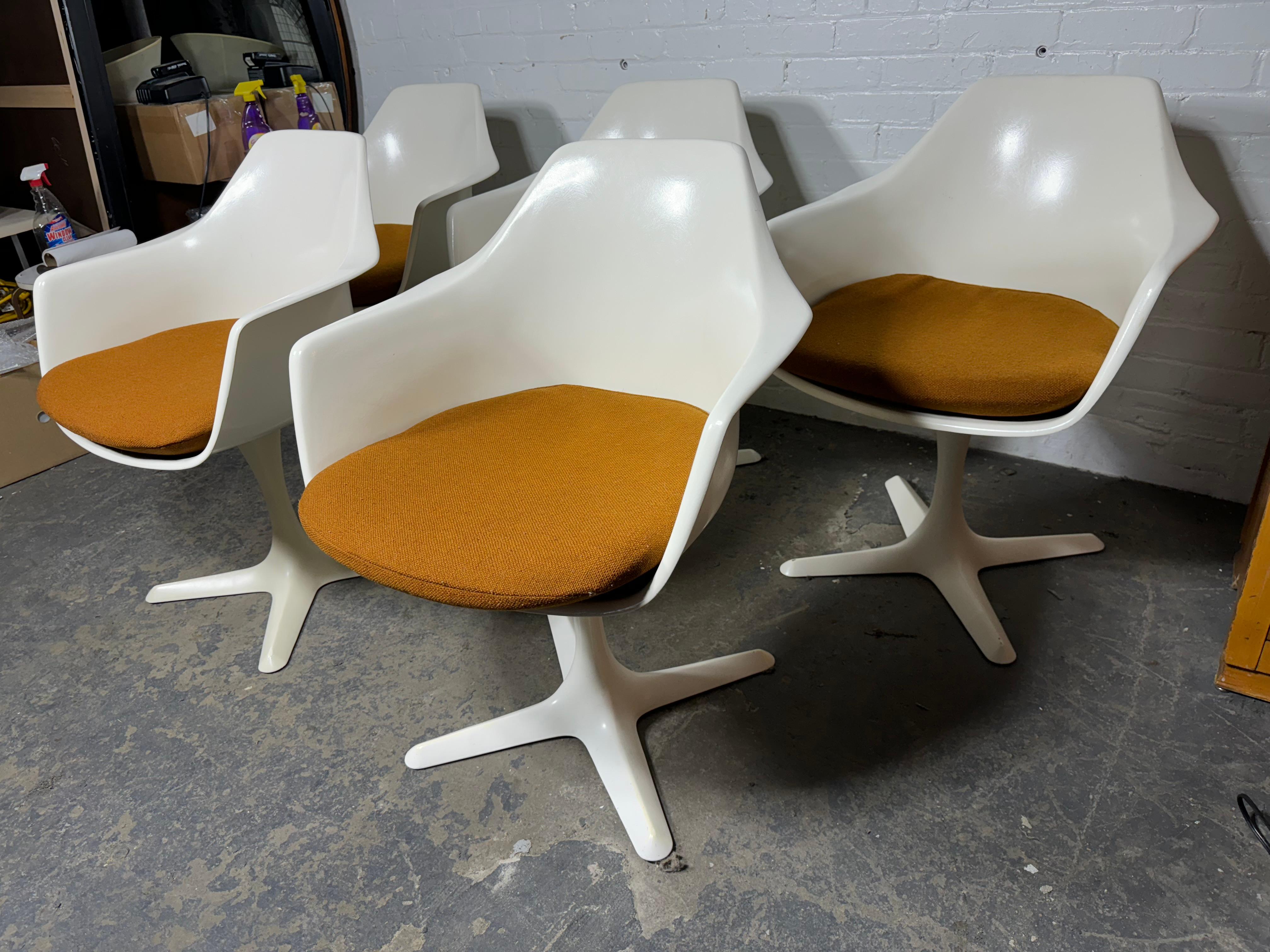Mid-20th Century Maurice Burke for Arkana GB, Set of 5 Fiberglass Swivel Armchairs, 1960s