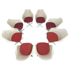 Ensemble Maurice Burke de 8 fauteuils en fibre de verre style Saarinen Tulip des années 1960