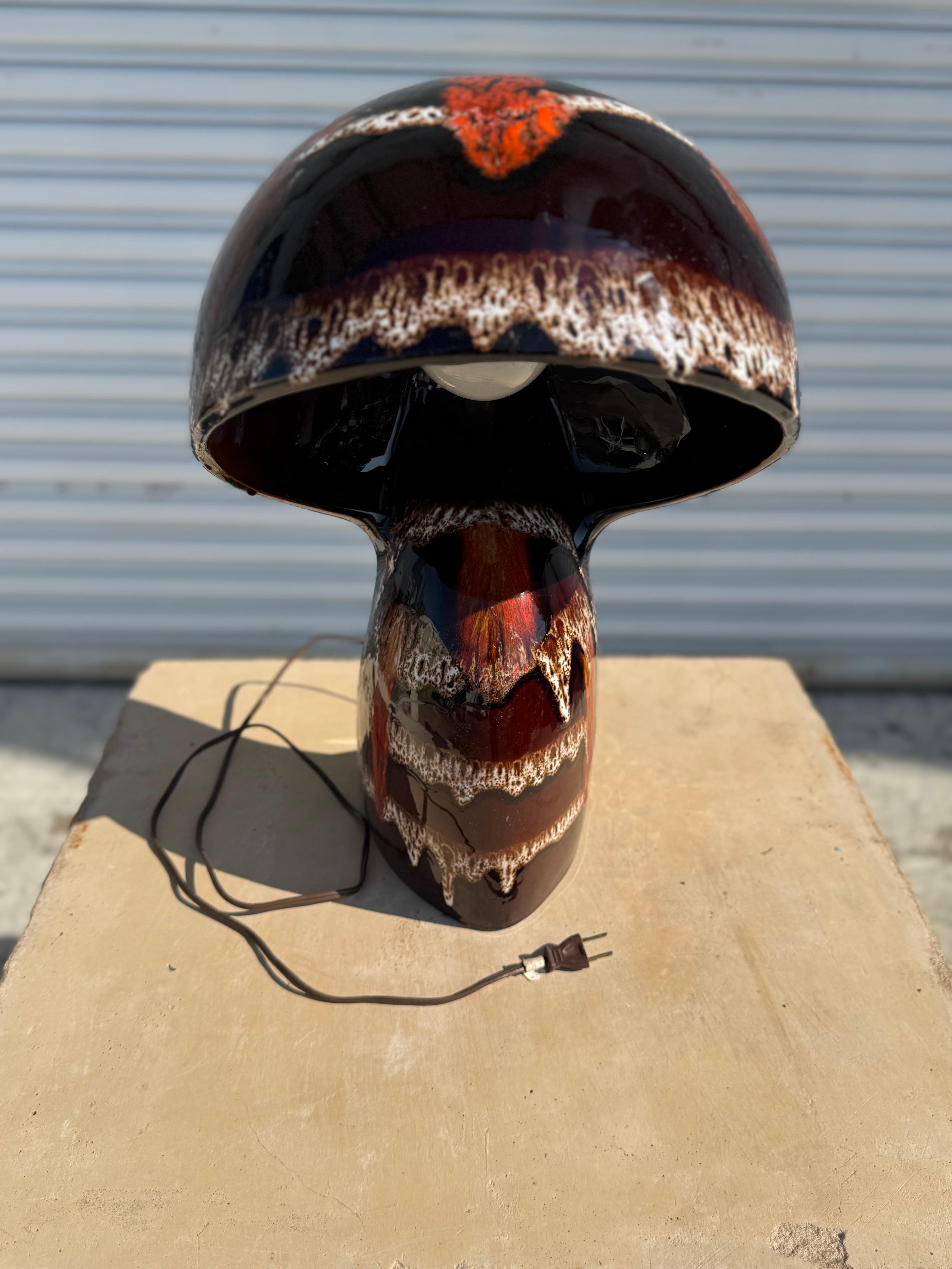 Vernissé Maurice Chalvignac Lampe de table champignon en céramique émaillée Lava en vente