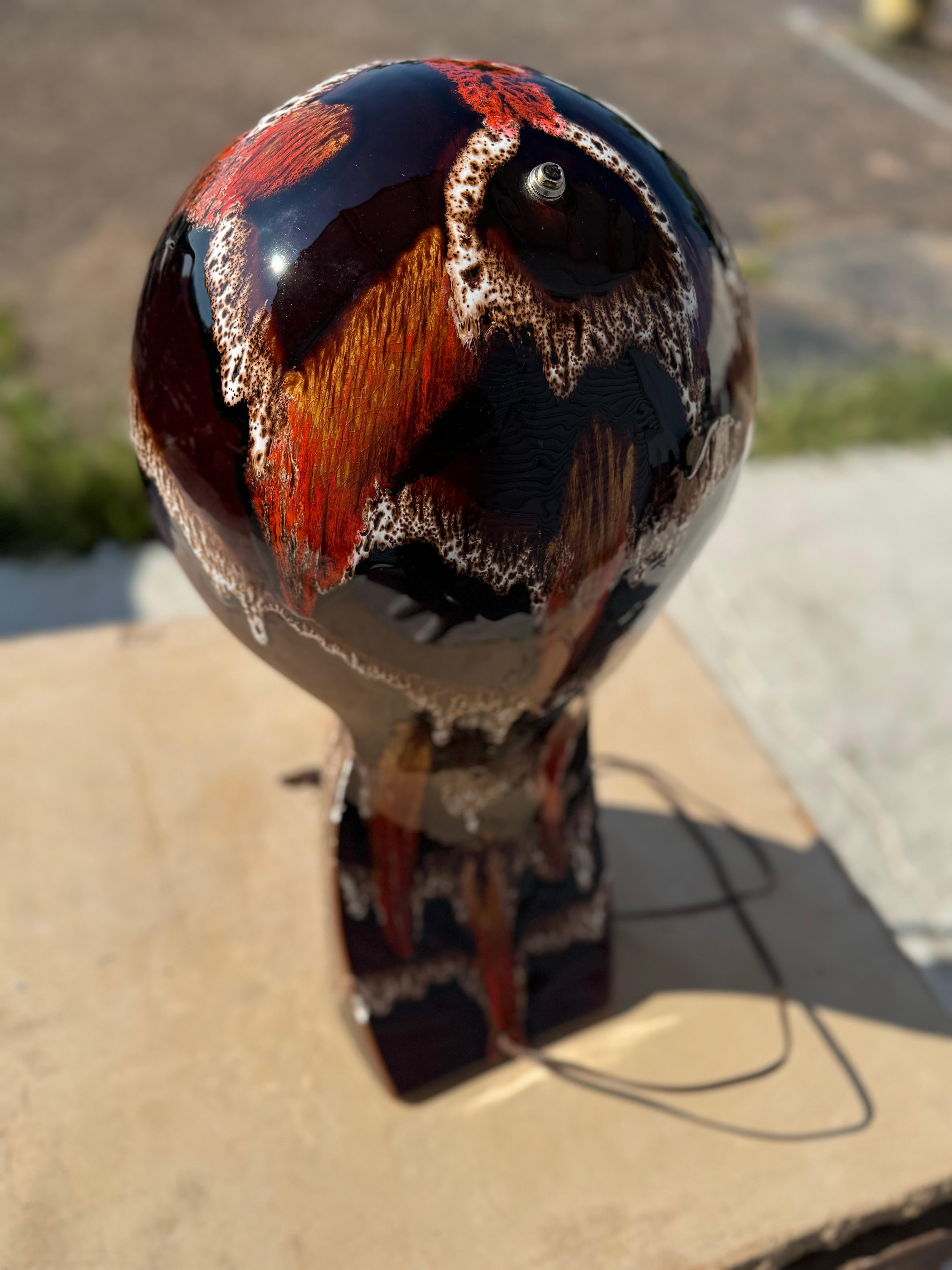 Maurice Chalvignac Lampe de table champignon en céramique émaillée Lava Bon état - En vente à Pasadena, TX