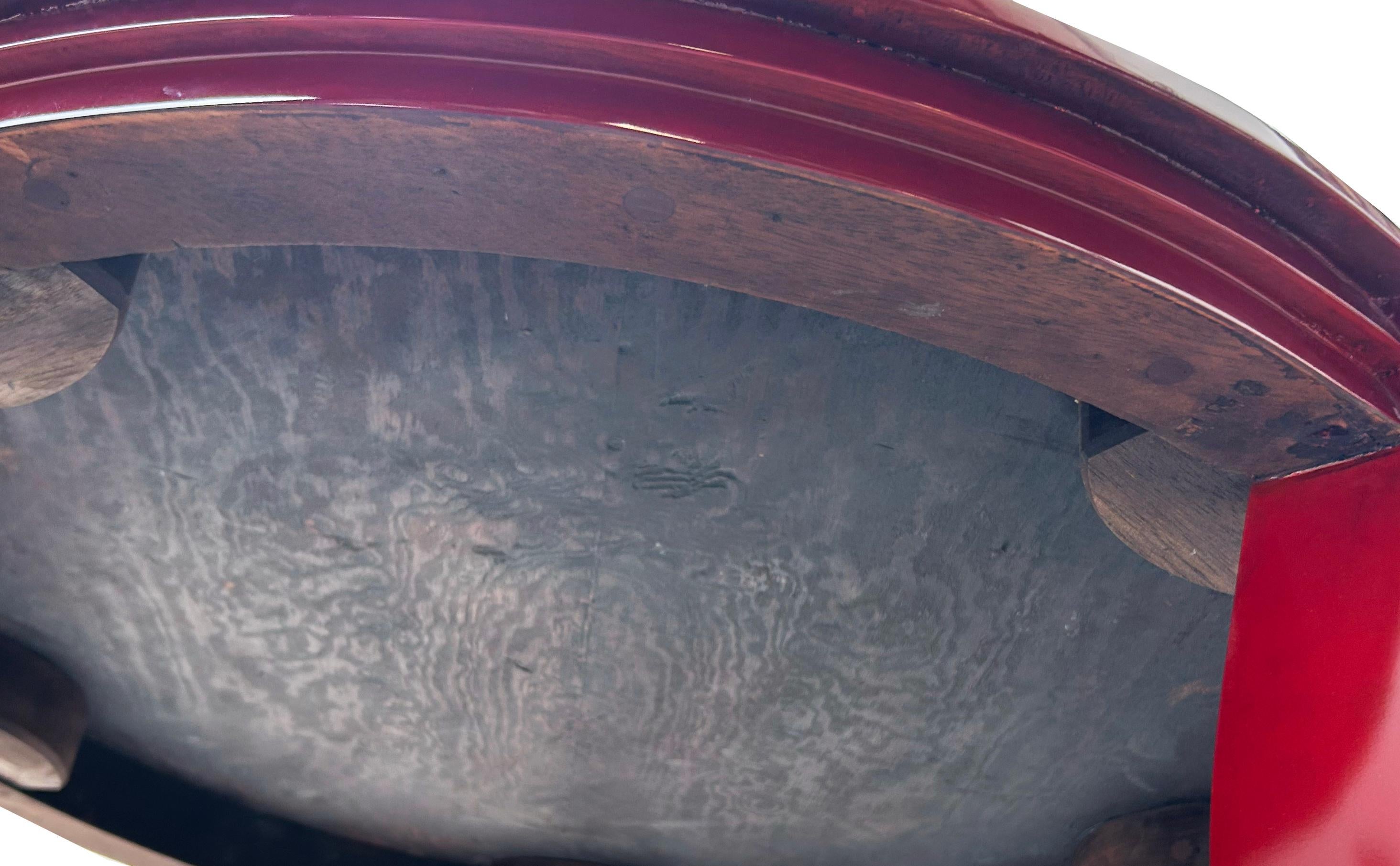 Table Basse Ronde en Bois Laqué par Maurice Dufrène, Circa 1926 Bon état - En vente à NEUILLY-SUR-SEINE, FR