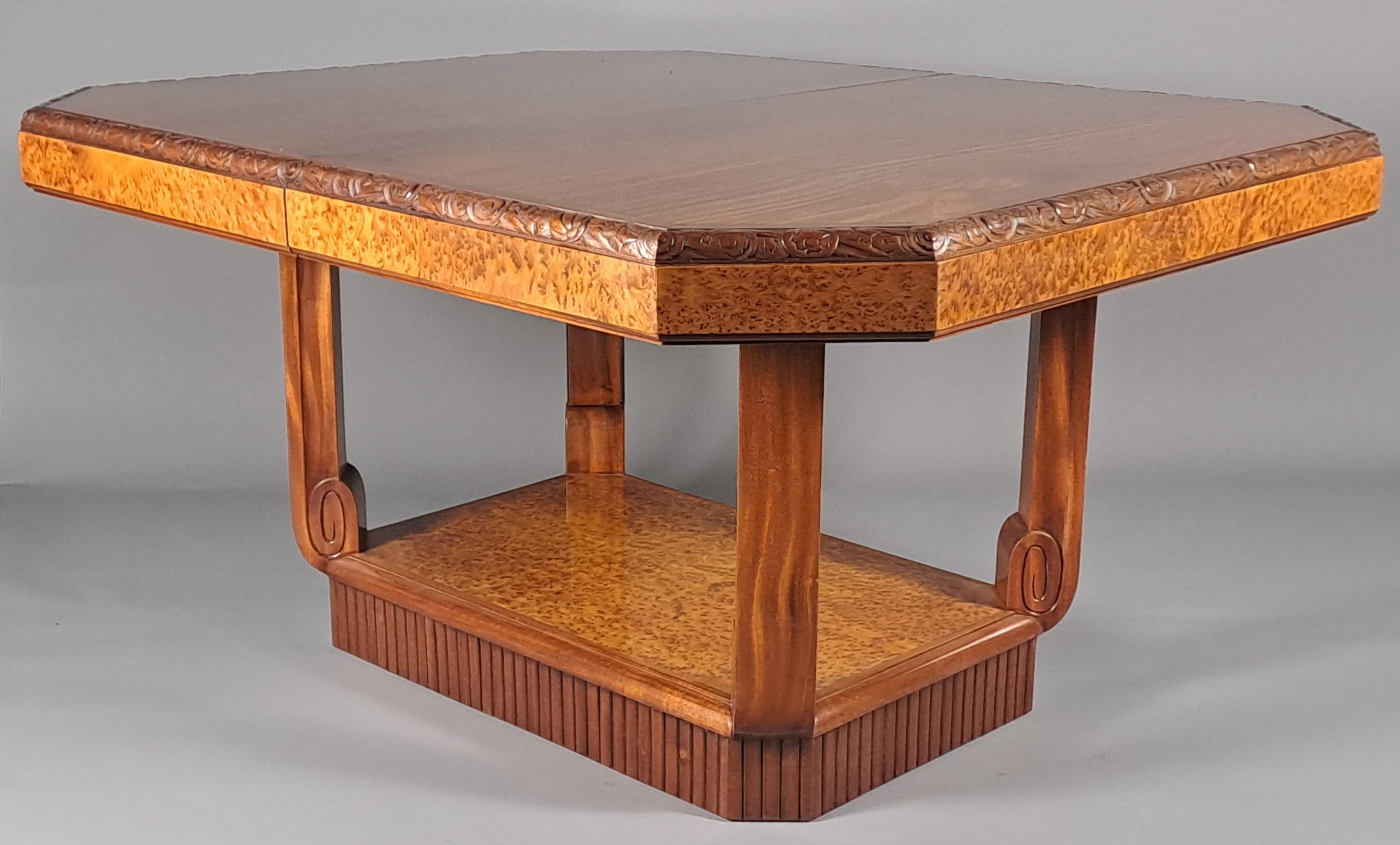 Maurice Dufrène - Table Art Déco en acajou et loupe d'amboine en vente 5