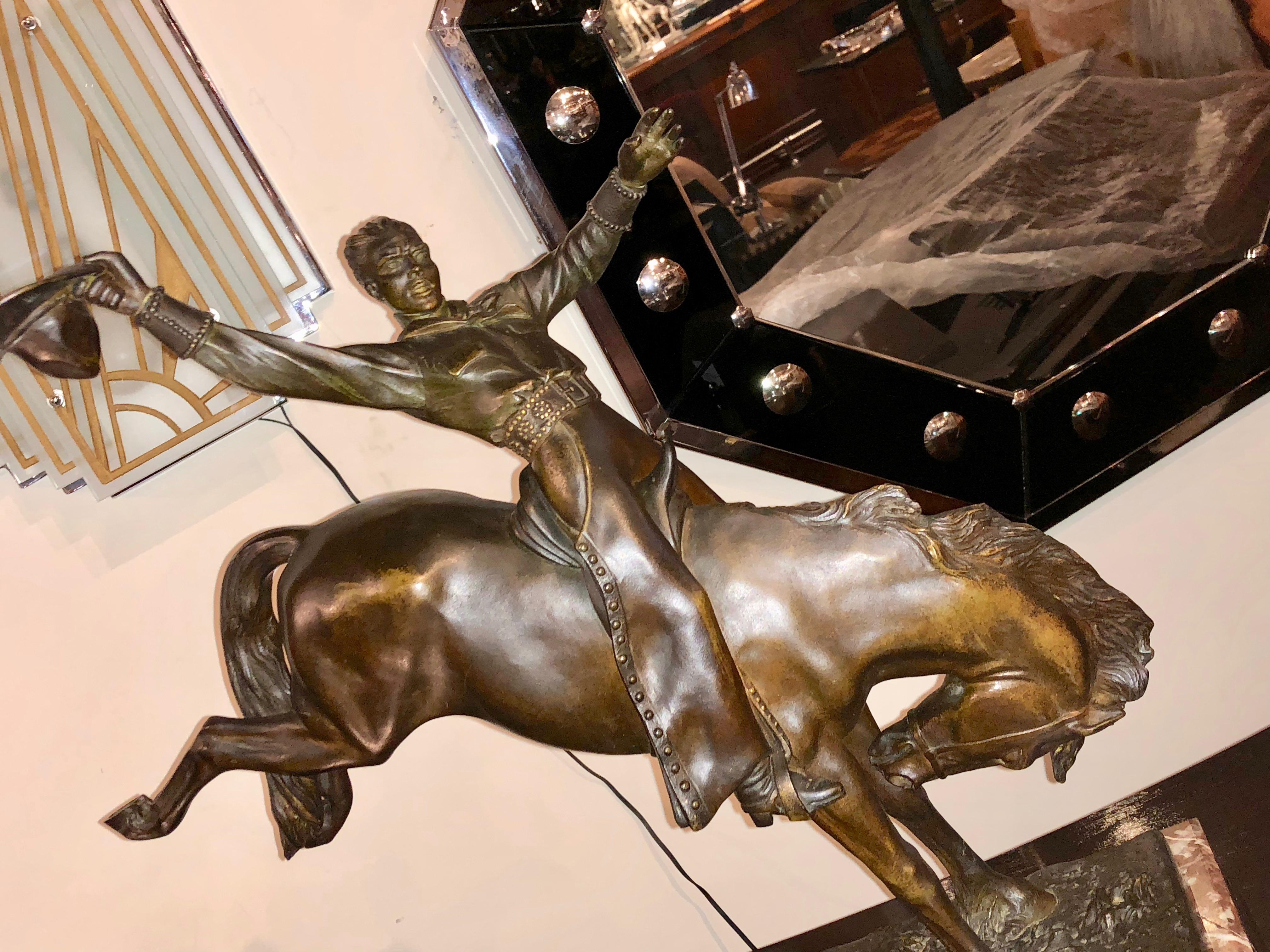 Maurice Guiraud-Rivière & Etling Paris Cowboy auf dem Rodeo Art Deco Statue (Französisch) im Angebot