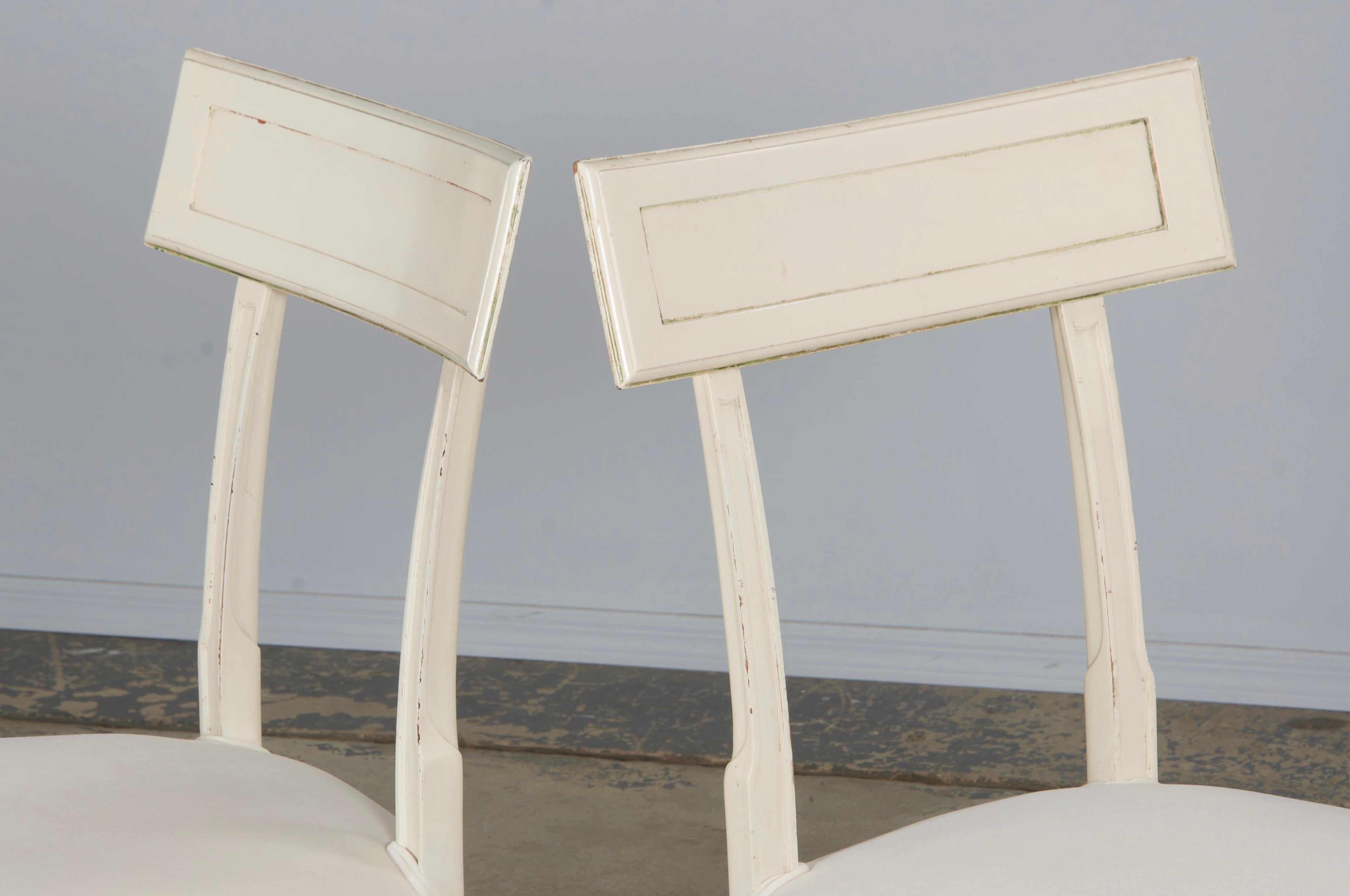 Six French Neoclassical Dining Chairs in Off-White Velvet by Maurice Hirsch For Sale 7