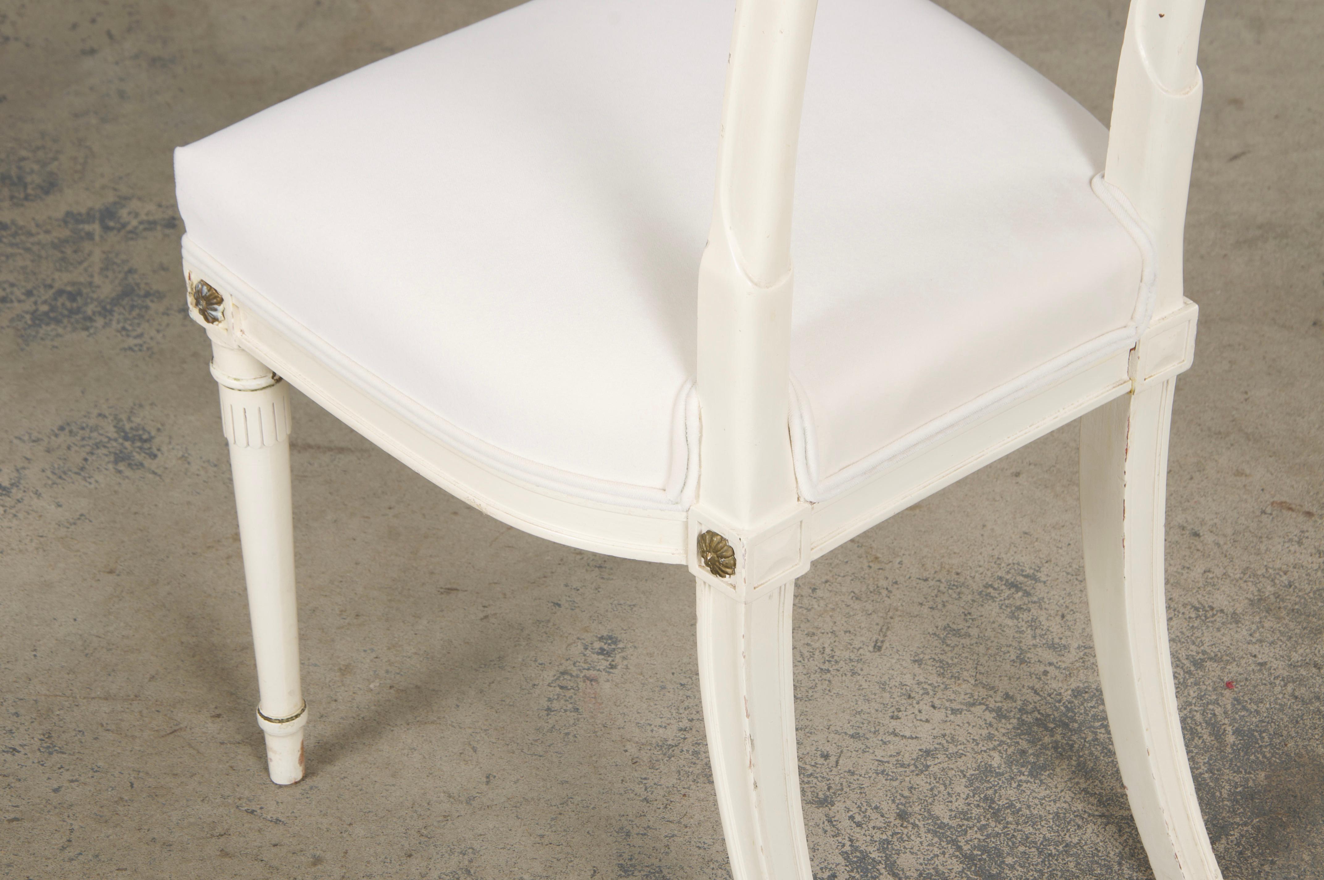 Six French Neoclassical Dining Chairs in Off-White Velvet by Maurice Hirsch For Sale 10