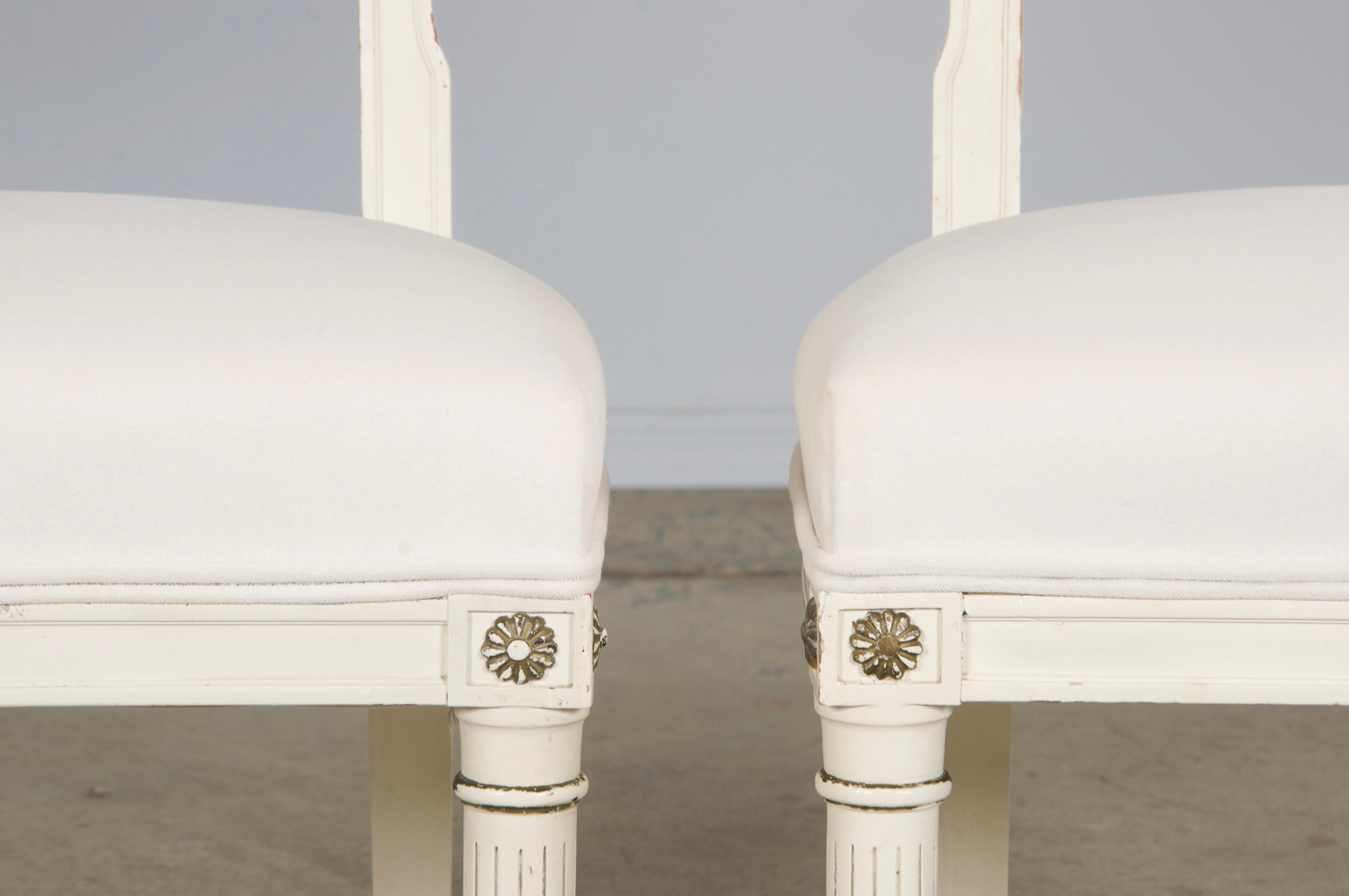 20th Century Six French Neoclassical Dining Chairs in Off-White Velvet by Maurice Hirsch For Sale