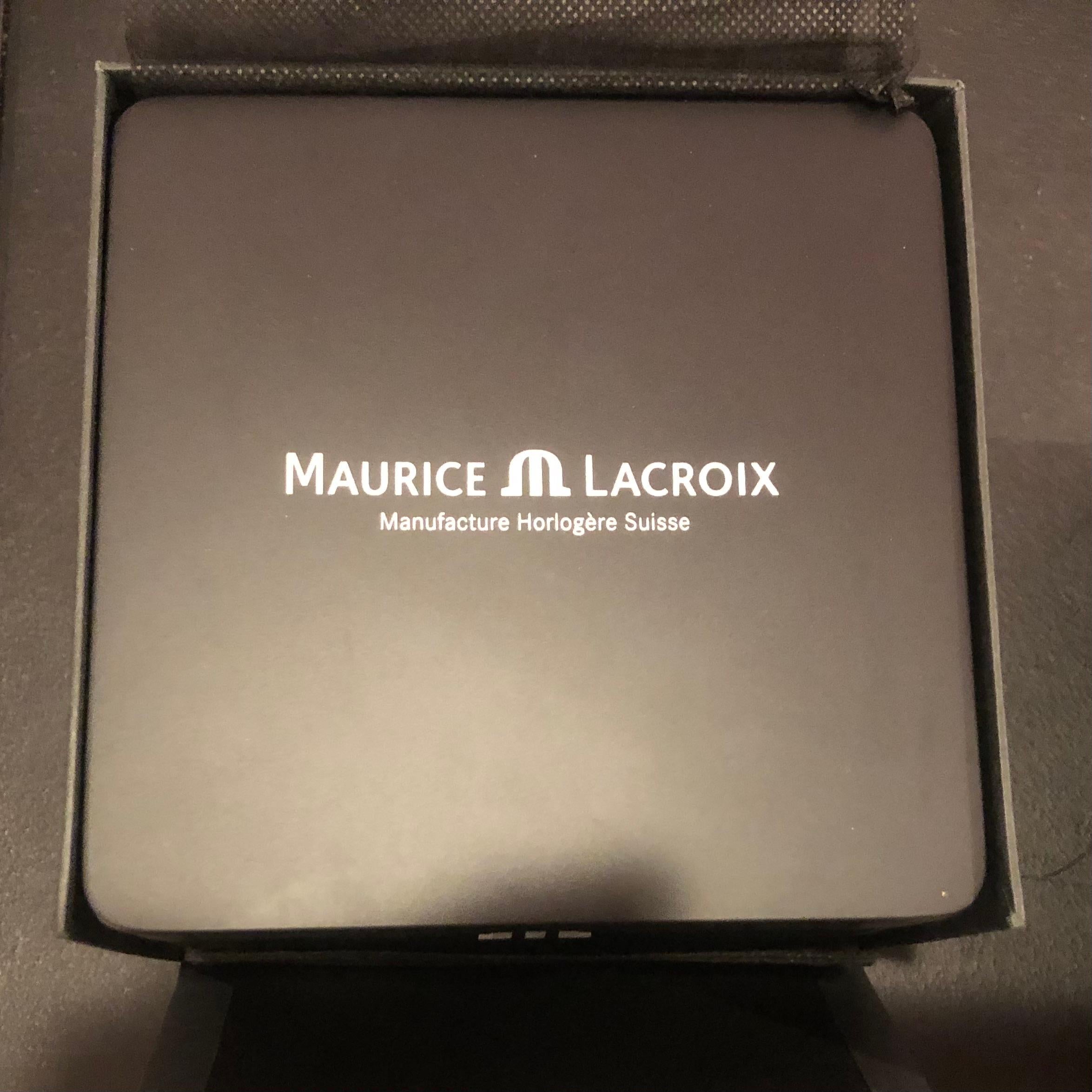 Maurice Lacroix AIKON AI1008 42mm Maßgefertigtes Leder mit weißer Diamant-Lünette und weißem Zifferblatt im Angebot 5