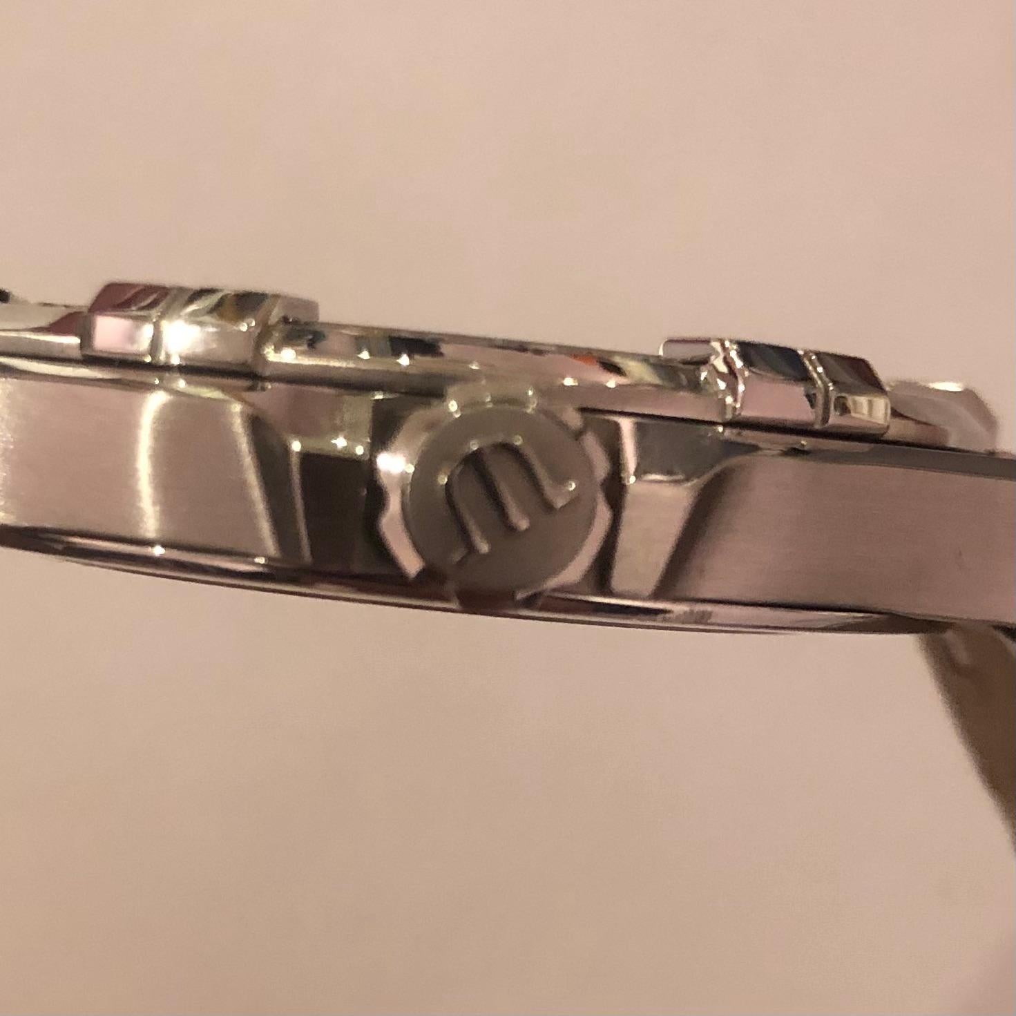 Maurice Lacroix AIKON AI1008 42mm Maßgefertigtes Leder mit weißer Diamant-Lünette und weißem Zifferblatt für Damen oder Herren im Angebot