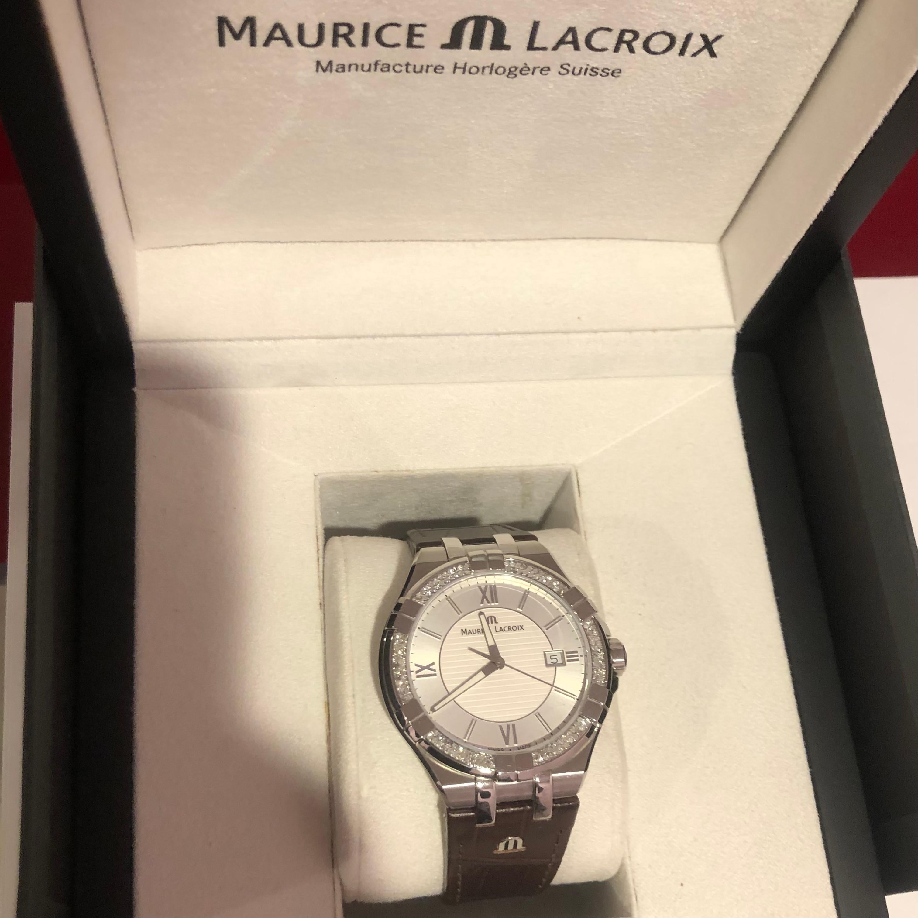 Maurice Lacroix AIKON AI1008 42mm Maßgefertigtes Leder mit weißer Diamant-Lünette und weißem Zifferblatt im Angebot 2