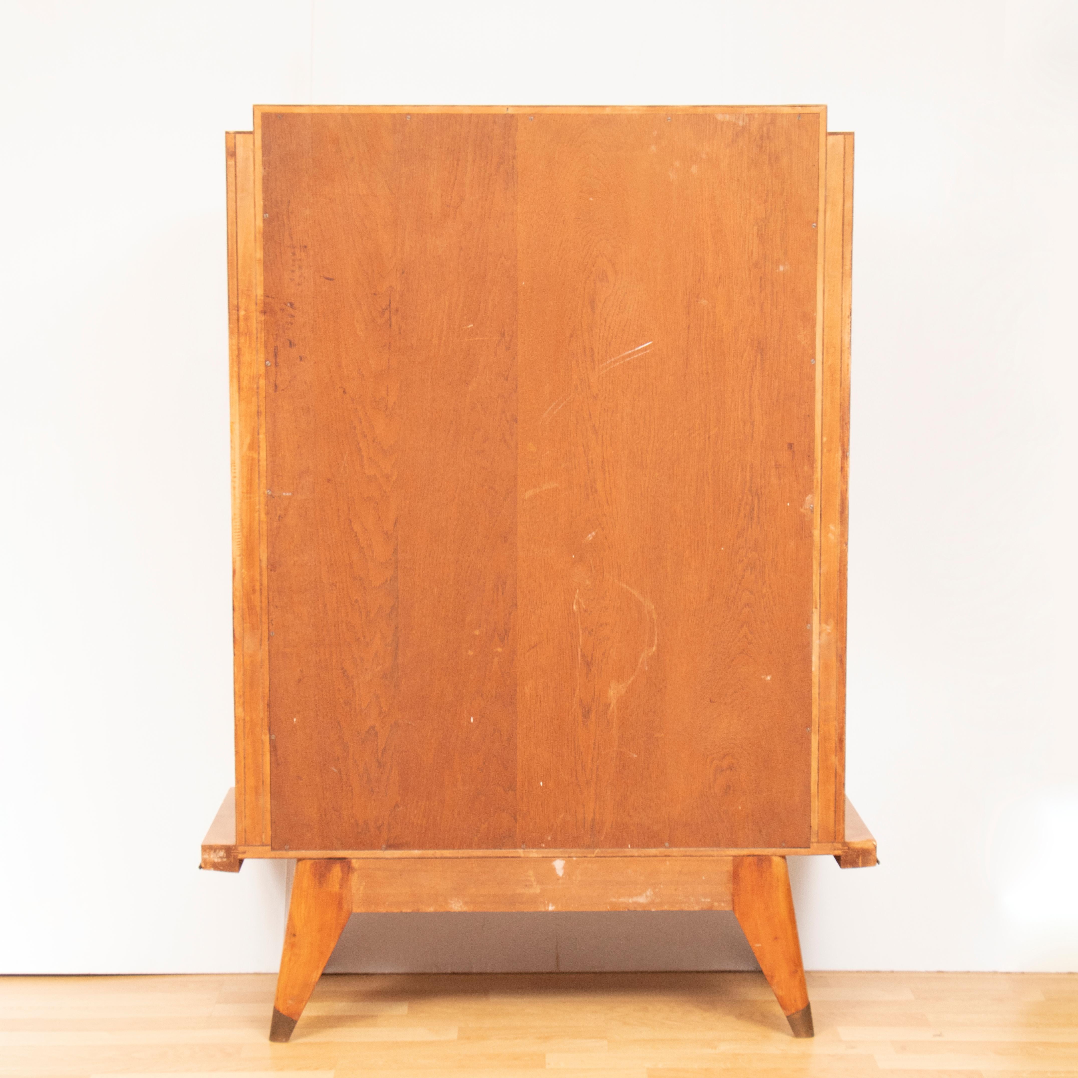 Maurice & Leon Jallot French Art Deco 1930s Sycamore Drinks Display Cabinet In Good Condition In London, GB