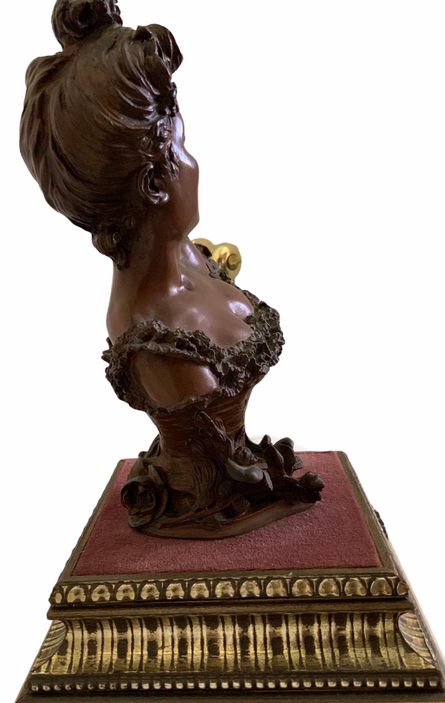 Art nouveau Sculpture de buste féminin en bronze Maurice Maignan en vente