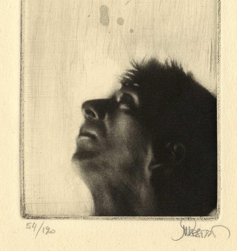 Looking Up (letztes Profil von  Ein Mann, der in den Himmel blickt) (Surrealismus), Print, von Maurice Pasternak