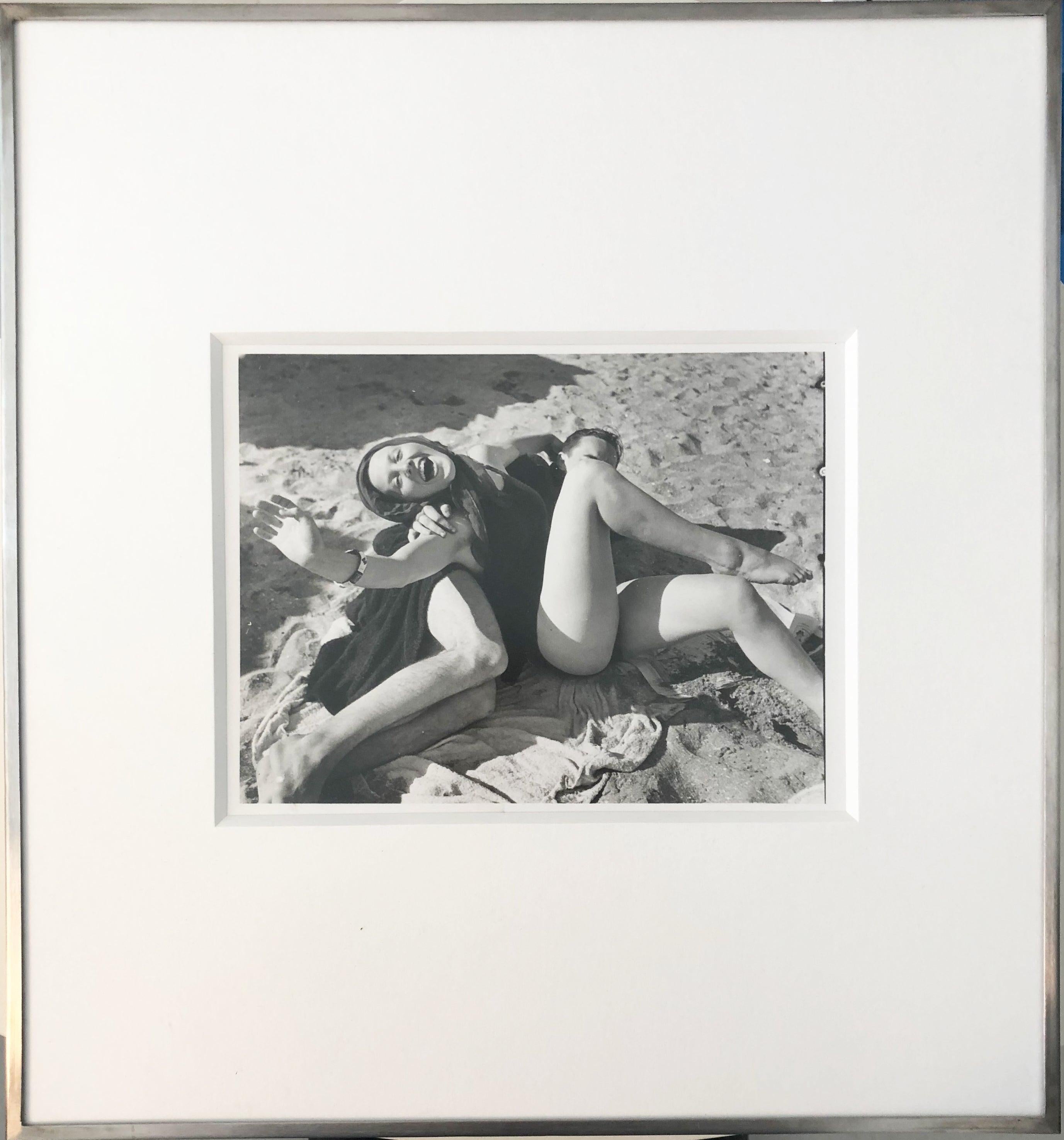 Untitled, 'Couple at the beach' - Other Art Style Photograph by Maurice Tabard