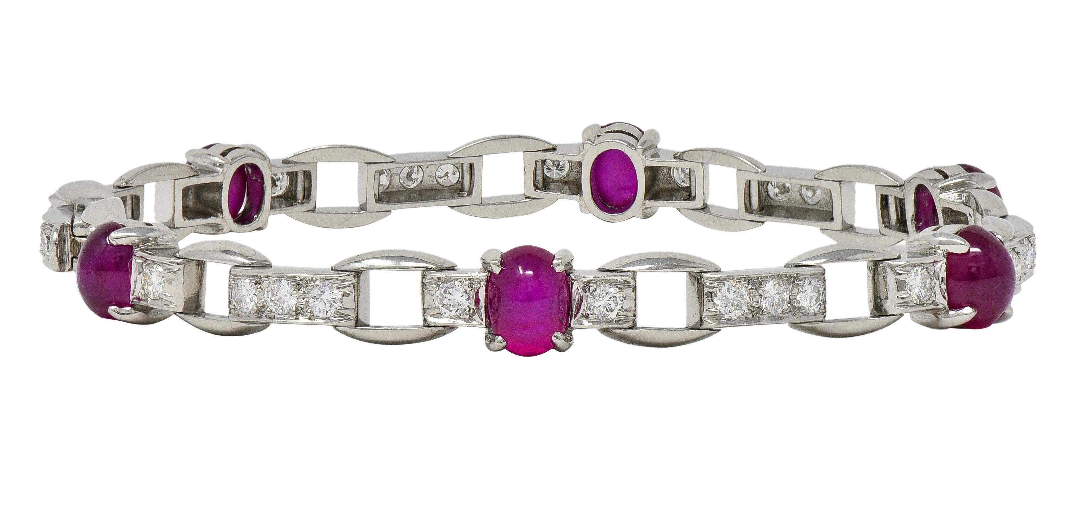 Maurice Tishman Art Deco 9.96 CTW Ruby Diamond Platinum Vintage Line Bracelet en vente 3