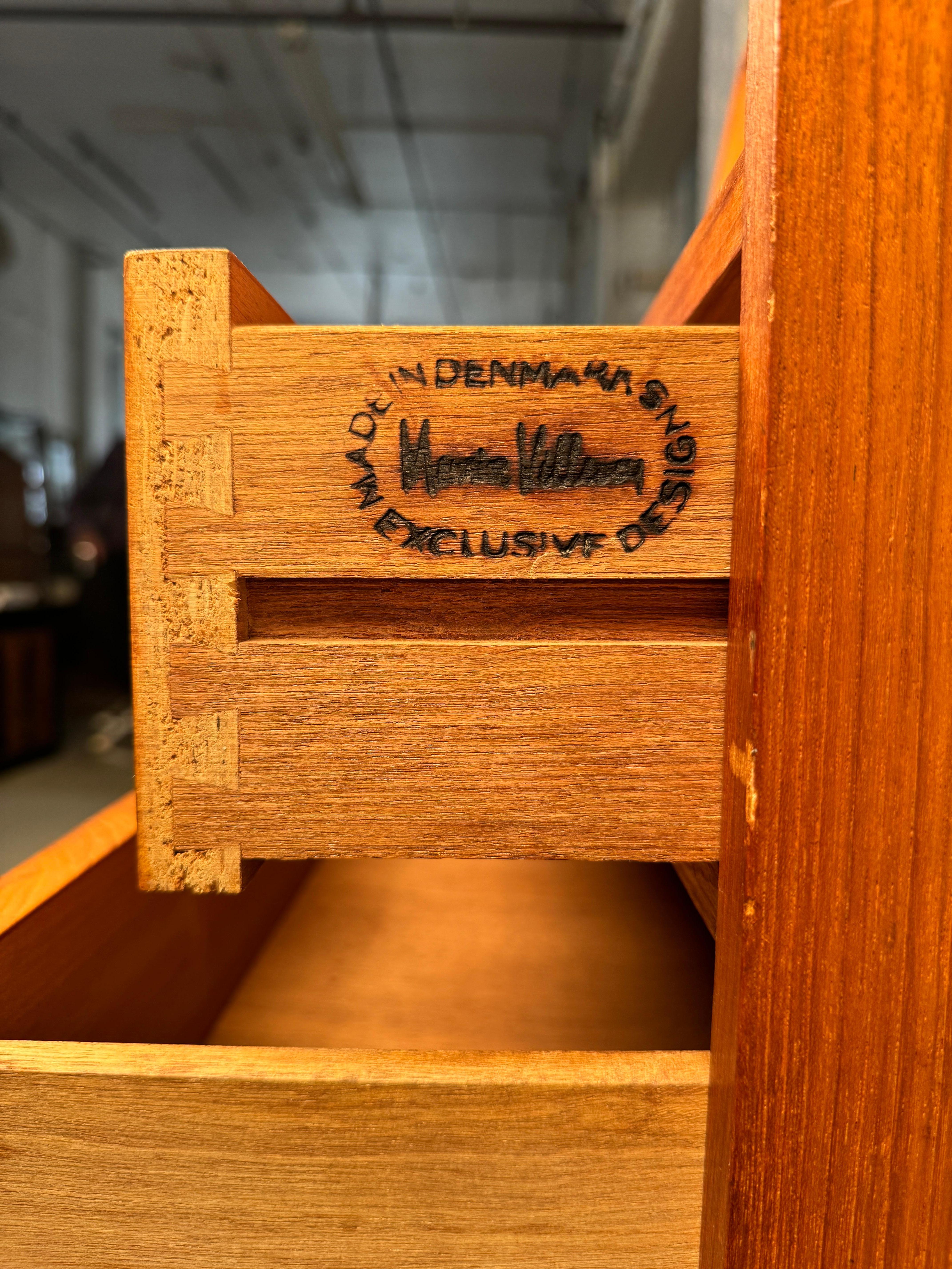 Maurice Villency Dänischer Teak-Down-Schreibtisch im Angebot 12