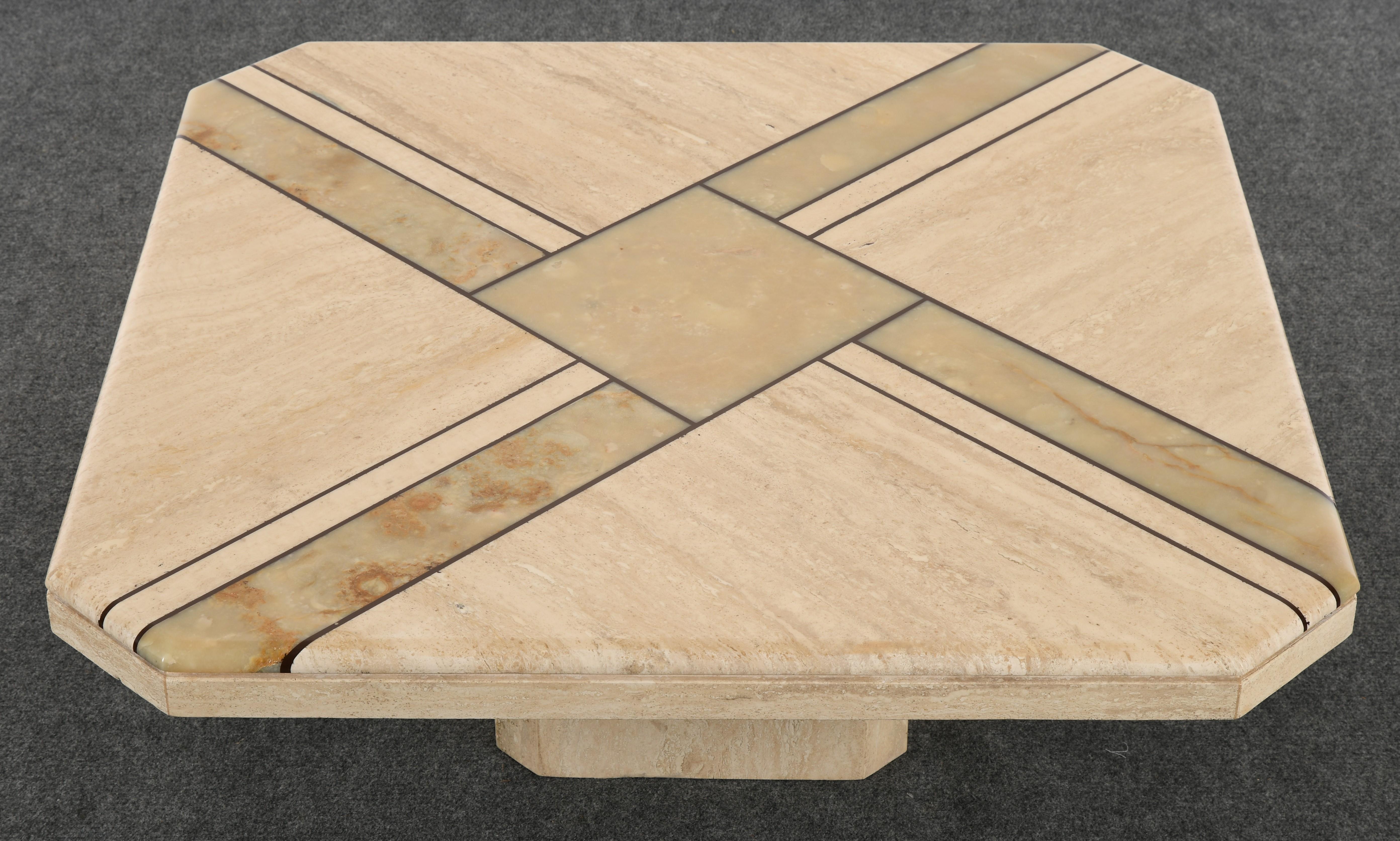 A stunning Maurice Villency style Onyx and Travertine marble coffee table, 1980s. Very good condition with age appropriate wear. Minor scratches to surface, as shown in images.

Dimensions: 16.75