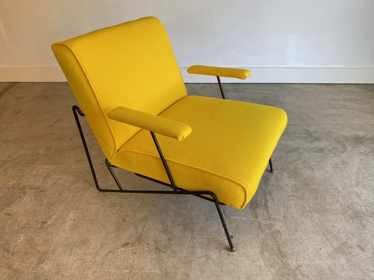 North American Mauricio Tempestini Salteri Iron Frame Armchair Upholstered in Knoll Upholstery For Sale