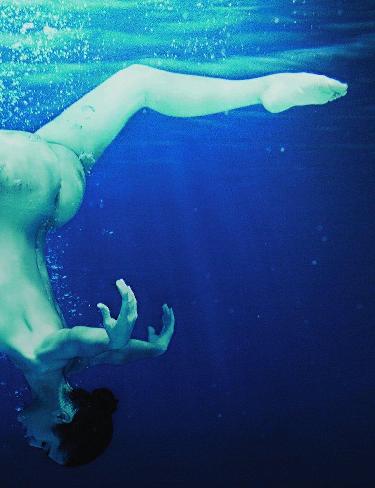 Half Angels Half Demons #9, Underwater nude color limited edition photograph - Contemporary Photograph by Mauricio Velez