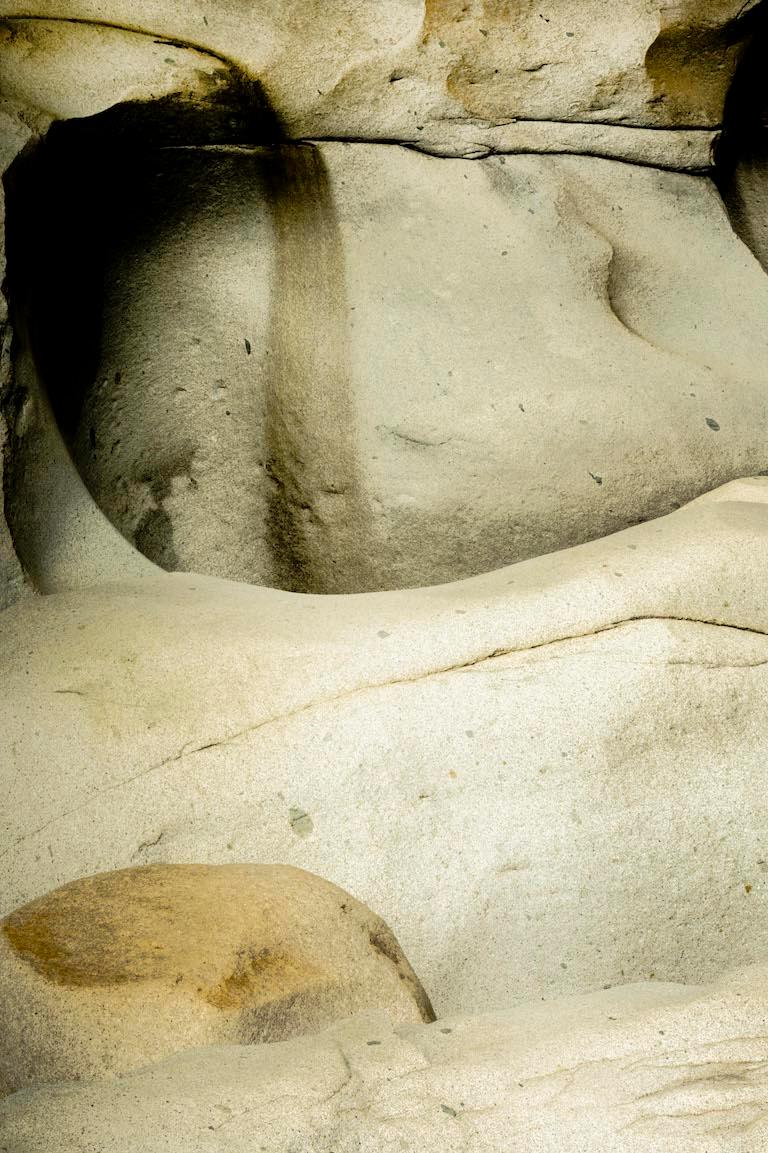 Ohne Titel II, Abstrakte Felsen-Landschaftsfotografie in limitierter Auflage (Zeitgenössisch), Photograph, von Mauricio Velez