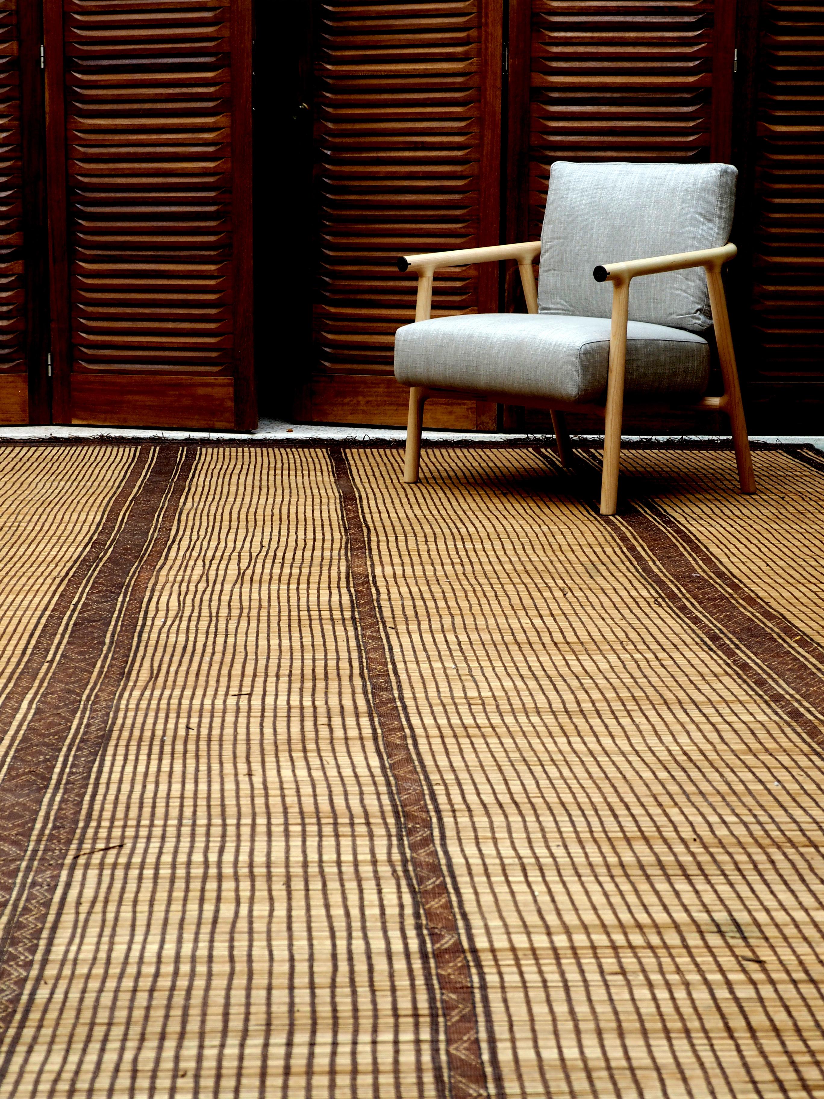 Mauritania Mat from Sahara in Leather and Palm Wood, Mid-Century Modern Design In Good Condition For Sale In Reggio Emilia, IT