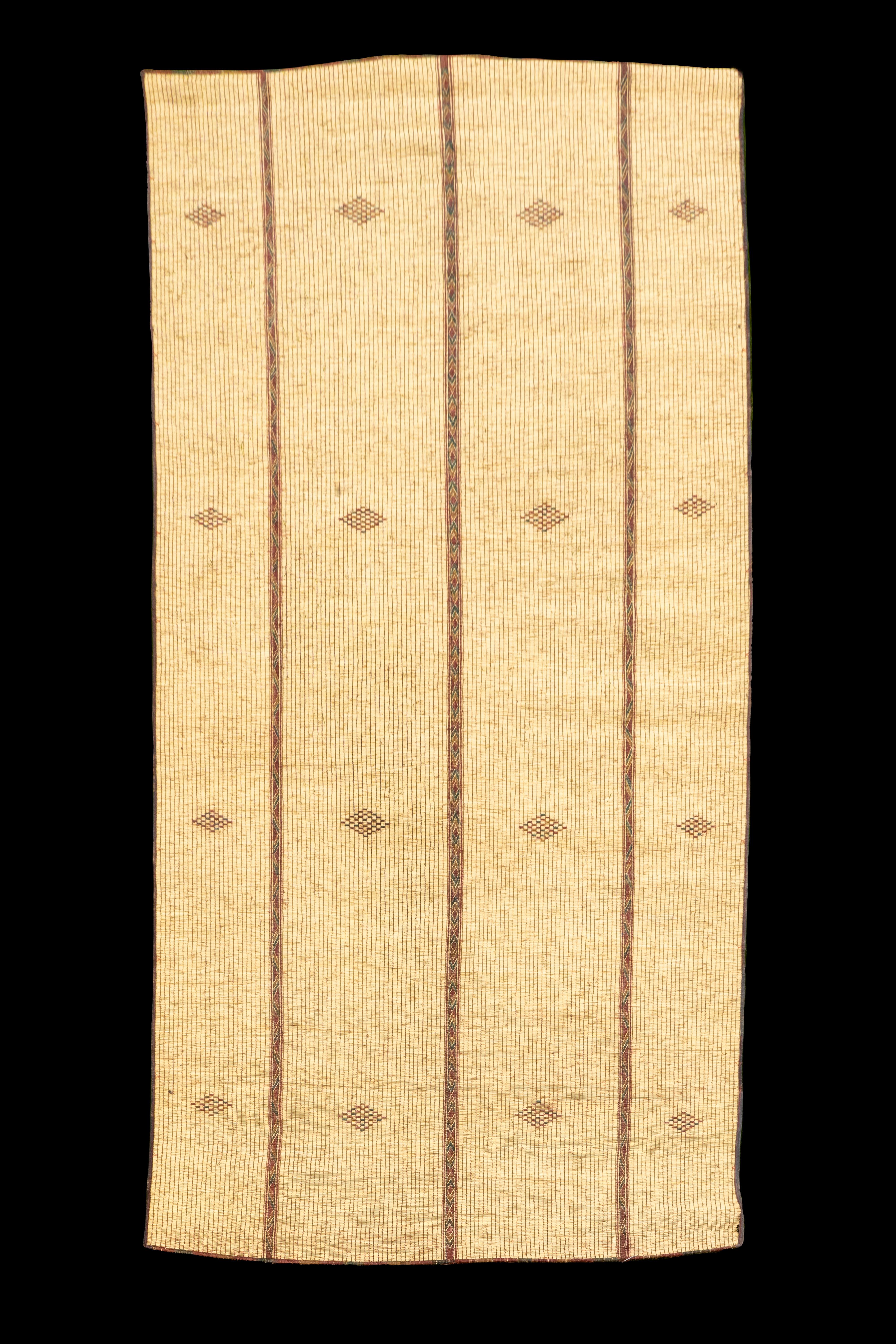 Large Mauritanian rug. 15'.75 x 9'4