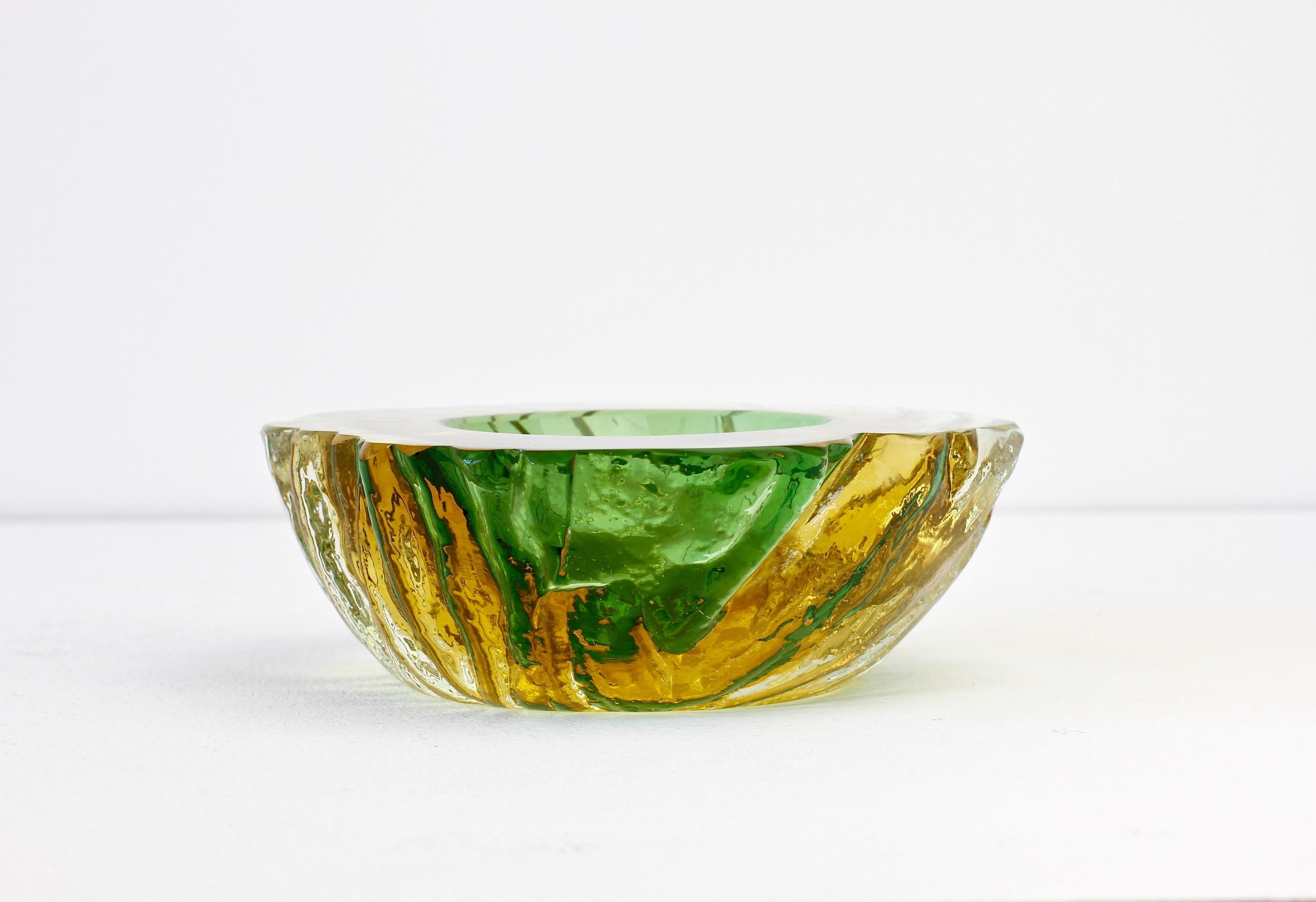 Maurizio Albarelli Attributed Italian Yellow & Green Textured Murano Glass Bowl 4